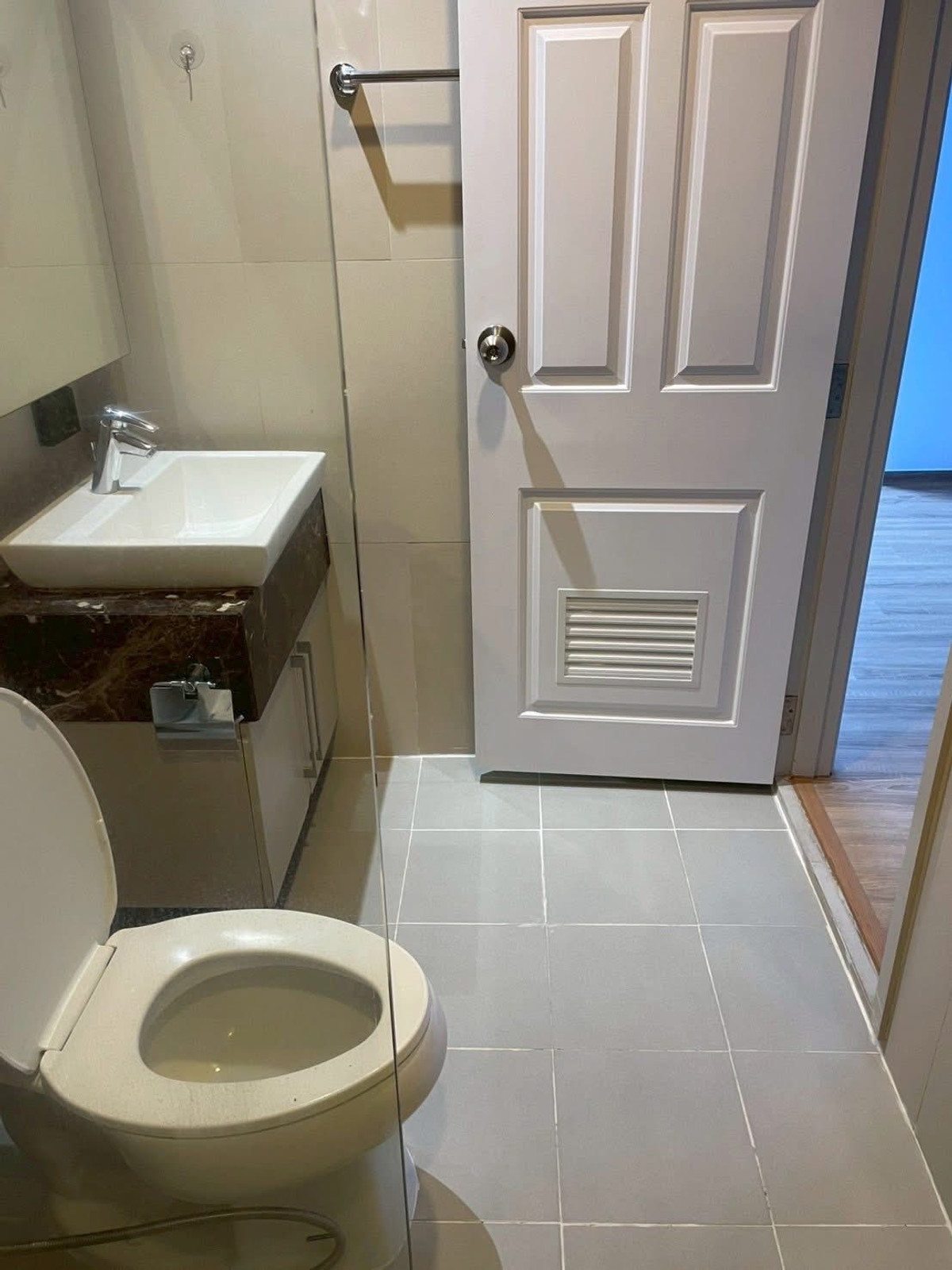 ขายคอนโดวงเวียนใหญ่ เจริญนคร : 🏠✨ ฟิวส์ สาทร-ตากสิน | ขายคอนโด 1 ห้องนอน (HBH-SI-64)