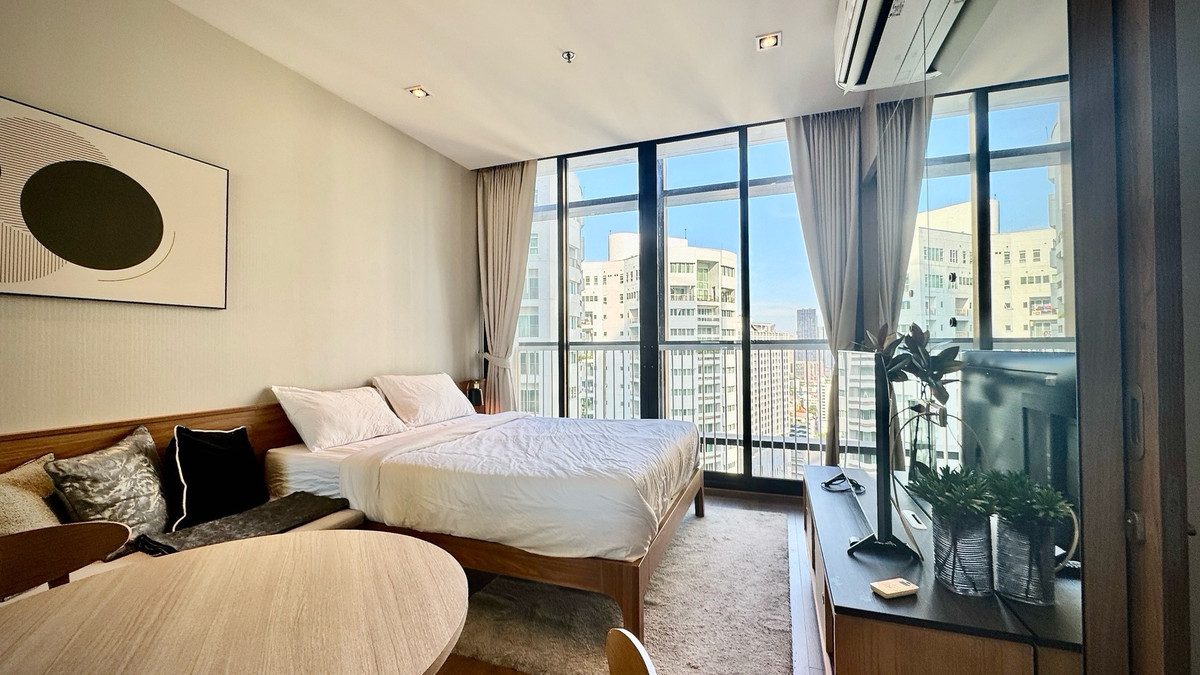 ให้เช่าคอนโดสุขุมวิท อโศก ทองหล่อ : ปล่อยเช่า ห้องสวย ราคา 20,000 บาท อาคาร 5 สนใจนัดชม 0808144488