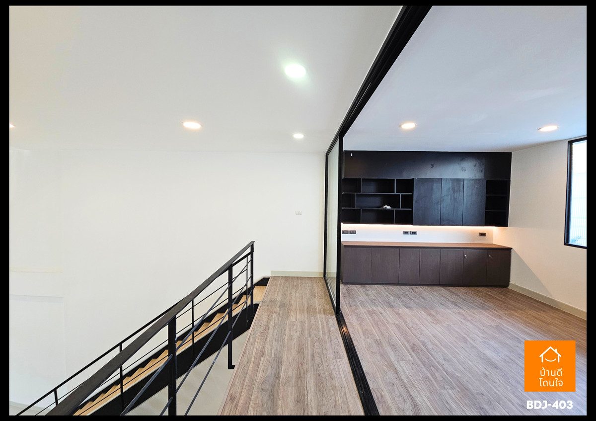 For SaleTownhomeKaset Nawamin,Ladplakao : For sale Nirvana@Work Lat Phrao-Kaset Nawamin 4.5 floors (26.3 sq m)