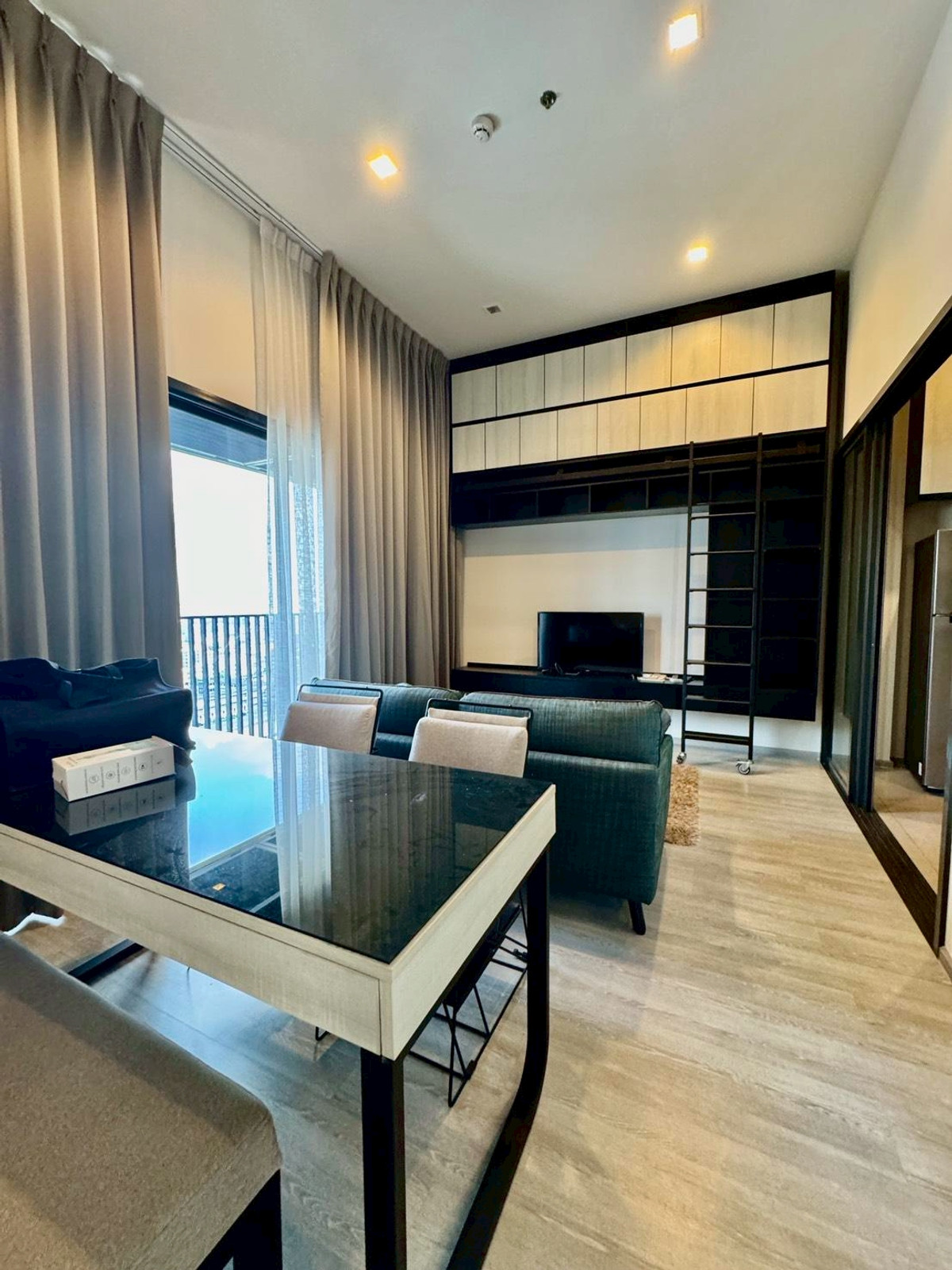 ให้เช่าคอนโดอ่อนนุช อุดมสุข : ✨ ปล่อยเช่า 2 ห้องนอน @ The Line Sukhumvit 101✨ เพดานสูง โปร่ง อยู่สบาย เฟอร์ครบ พร้อมเข้าอยู่ทันที ใกล้ BTS ปุณณวิถี เดินทางสะดวก ใจกลางสุขุมวิท🌿