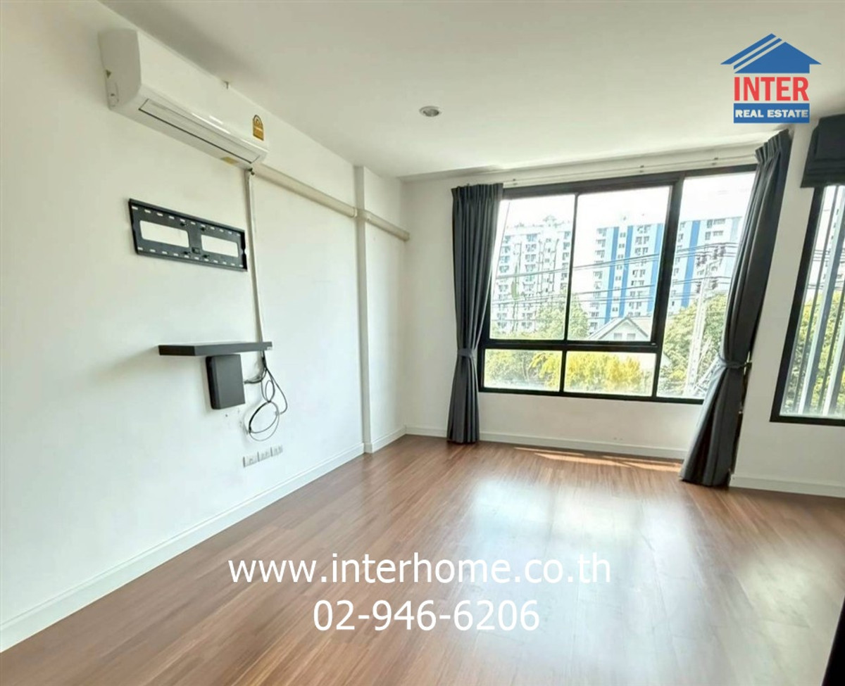 ขายอาคารพาณิชย์นวมินทร์ รามอินทรา : อาคารพาณิชย์ 4 ชั้น 26.6 ตร.ว. หมู่บ้านเดอะรักษ์ รามอินทรา 65 ใกล้ตลาดถนมมิตร ซอยรามอินทรา65 ถนนรามอินทรา ถนนซอยรามอินทรา65 เขตบางเขน กรุงเทพมหานคร