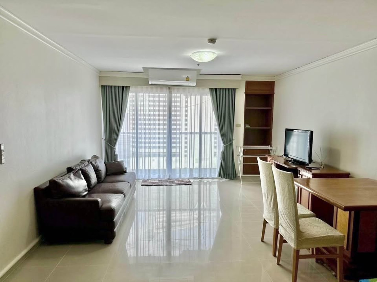 ขายคอนโดสีลม ศาลาแดง บางรัก : 🏠✨ สีลม สวีท | ขายคอนโด 1 ห้องนอน (HBH-ST-190)