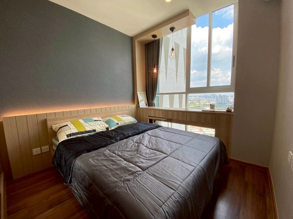 For RentCondoRatchadapisek, Huaikwang, Suttisan : For rent✨Condo near MRT Cultural Center |Noble Revolve Ratchada 2 | near The Street Ratchada and Central Rama 9