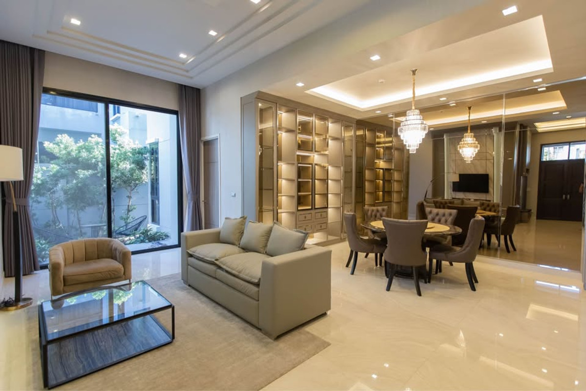 For RentHouseKaset Nawamin,Ladplakao : [For Rent] Luxury 3-Storey Detached House, Fully Furnished📍Artale Ekkamai–Ramintra | Near Central EastVille