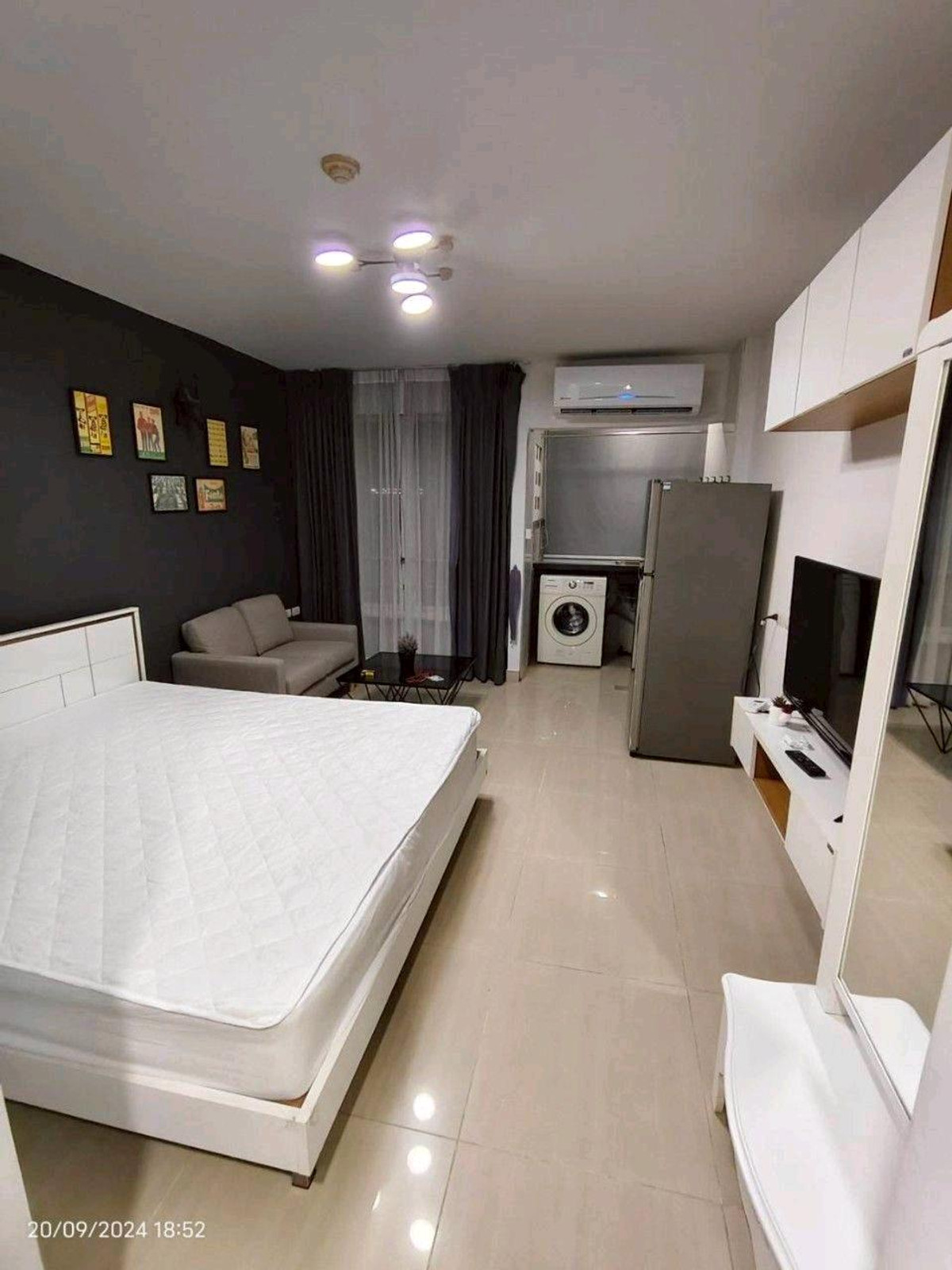 ให้เช่าคอนโดพระราม 9 เพชรบุรีตัดใหม่ RCA : 🏢ให้เช่า ไอเฮ้า Rca 🐱