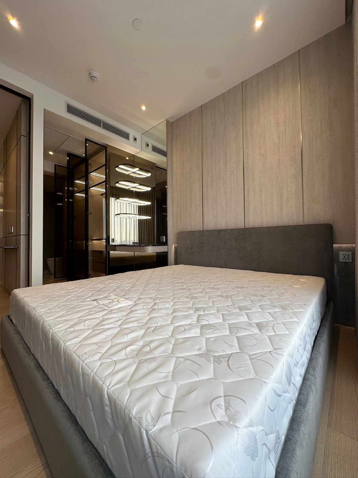 For SaleCondoRama9, Petchburi, RCA : 🏠✨ Ashton Asoke – Rama 9 | 1-Bedroom Condo for Sale (HBH-SI-55)