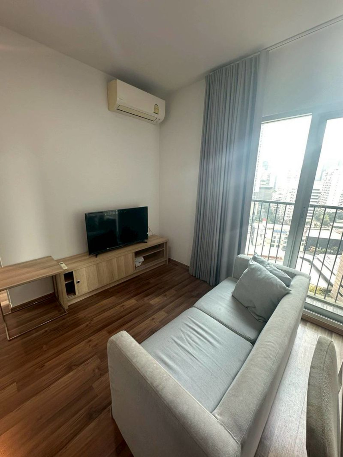 ให้เช่าคอนโดรัชดา ห้วยขวาง : ให้เช่า คอนโดใกล้MRT ศูนย์วัฒนธรรม : Noble Revolve Ratchada 2 :✨2 ห้องนอน เครื่องใช้ไฟฟ้าครบ พร้อมอยู่  