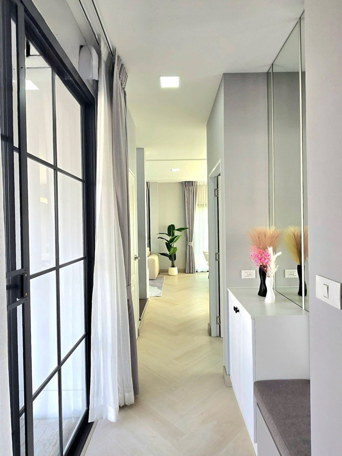 ให้เช่าบ้านสมุทรปราการ สำโรง : ให้เช่าแกรนด์พลีโน่ สุขุมวิท-บางนา