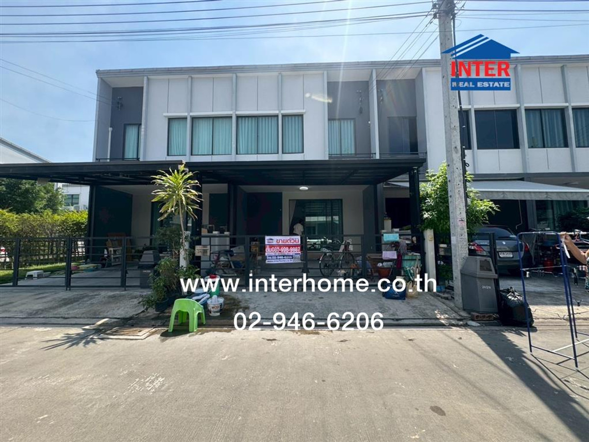 For SaleTownhomeNawamin, Ramindra : Townhouse, 2 floors, 18.2 sq m, Pleno Village, Ramindra. In front of the main road entrance will be Soi Kanchanaphisek 6/1 and enter and exit Soi Khubon 27, Bang Khen District, Bangkok.
