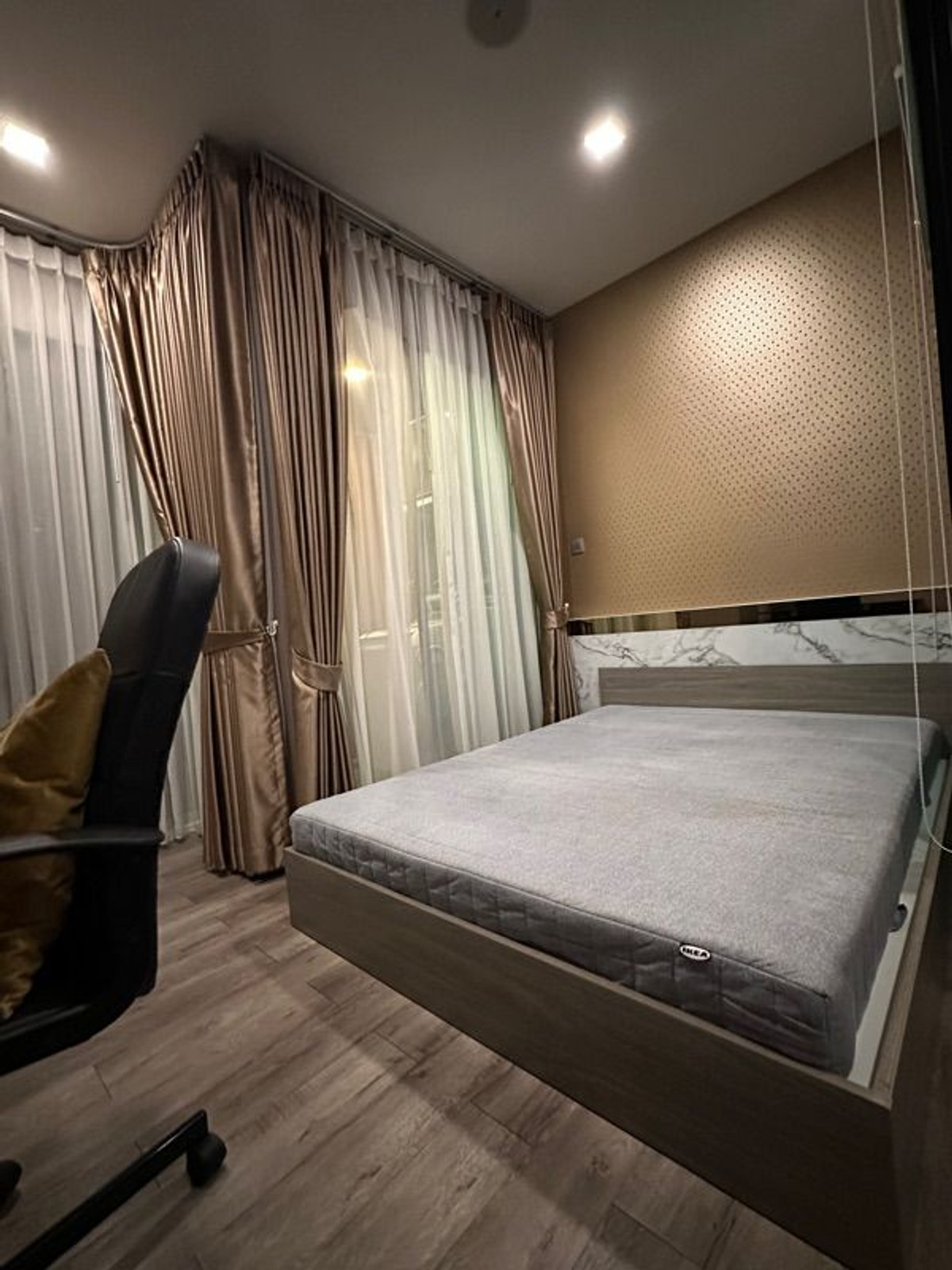 For RentCondoRatchadapisek, Huaikwang, Suttisan : For rent, Brown Ratchada 32