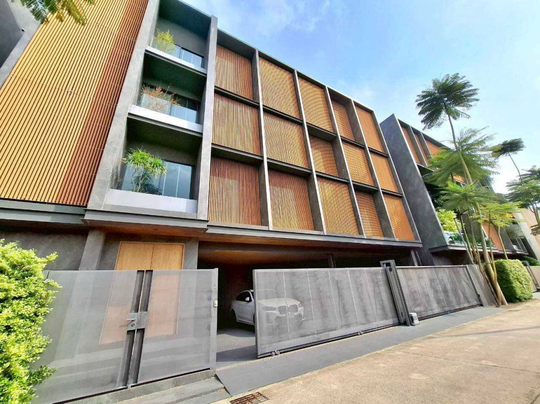 For SaleHouseSamut Prakan,Samrong : Single house for sale, Samut Prakan, Ban Phli, 1000 sq m, 1 rai 5.20 sq wah, near Mega Bangna.