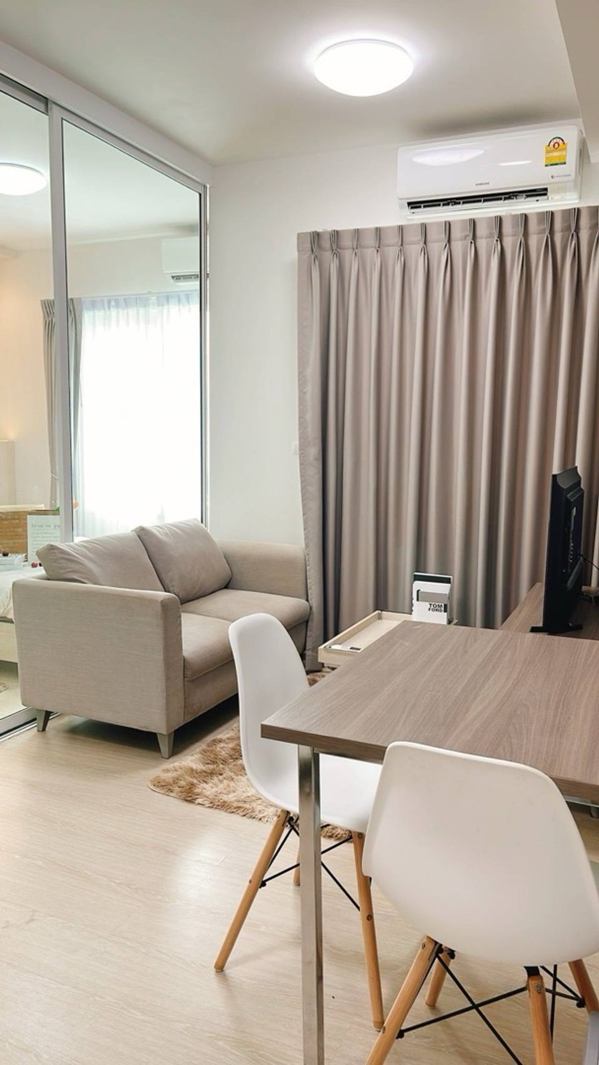 For RentCondoRatchadapisek, Huaikwang, Suttisan : For rent 𝗖𝗵𝗮𝗽𝘁𝗲𝗿 𝗢𝗻𝗲 Ratchada-Huai Khwang. (Ready to move in)
📍 Near #MRT Huai Khwang

💰 16,000 baht/month