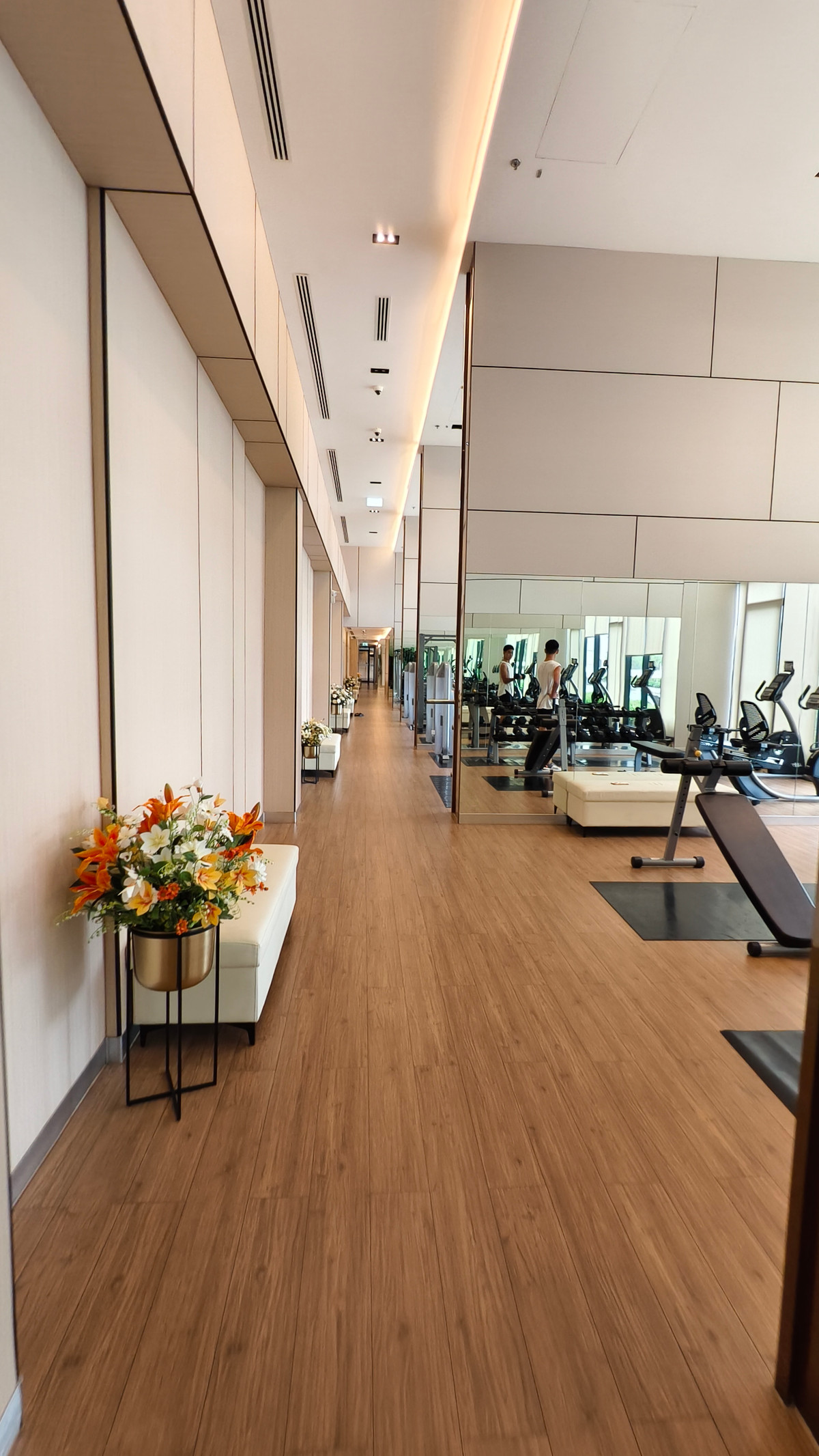 For RentCondoRamkhamhaeng, Hua Mak : The Livin Ramkhamhaeng  Brand new, unfurnished, suitable for tenants with their own furniture 8000thb