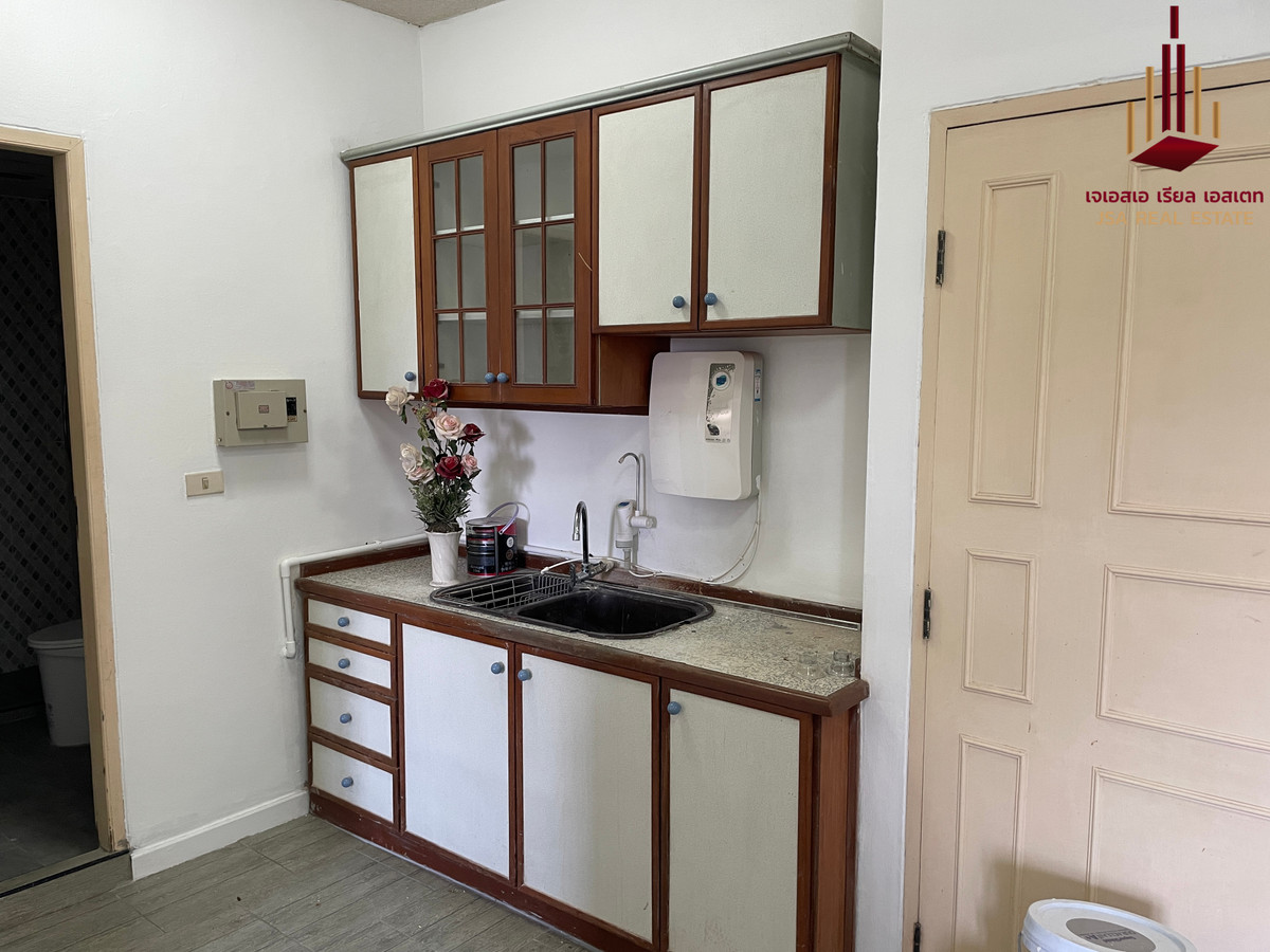 For RentCondoBangna, Bearing, Lasalle : ✨ For Rent: The Village Condo ✨ 💰 Only 15,000 THB/month