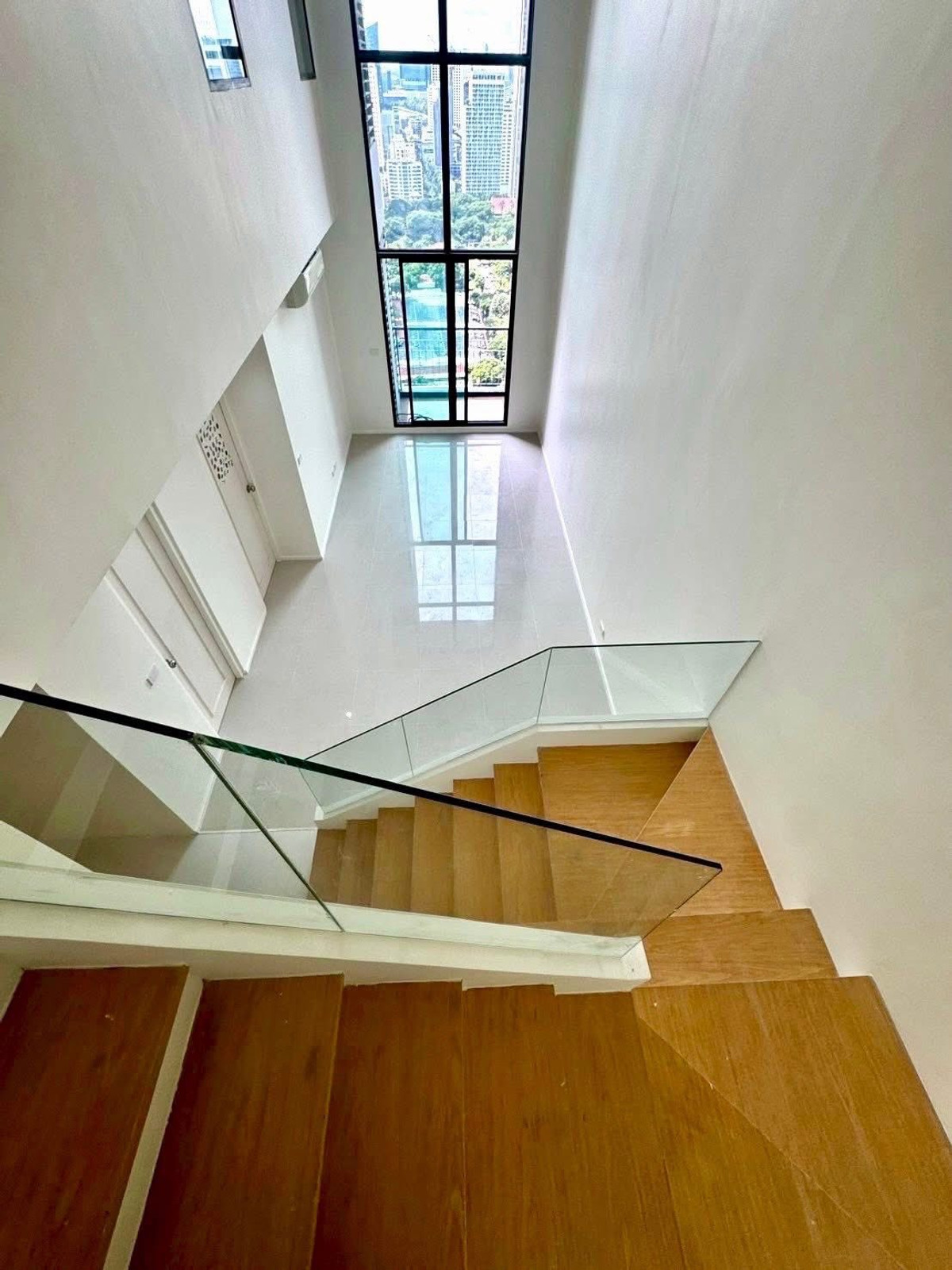 For SaleCondoRama9, Petchburi, RCA : 🏠✨ Villa Asoke | 2-Bedroom Duplex Condo for Sale (HBH-SI-94)