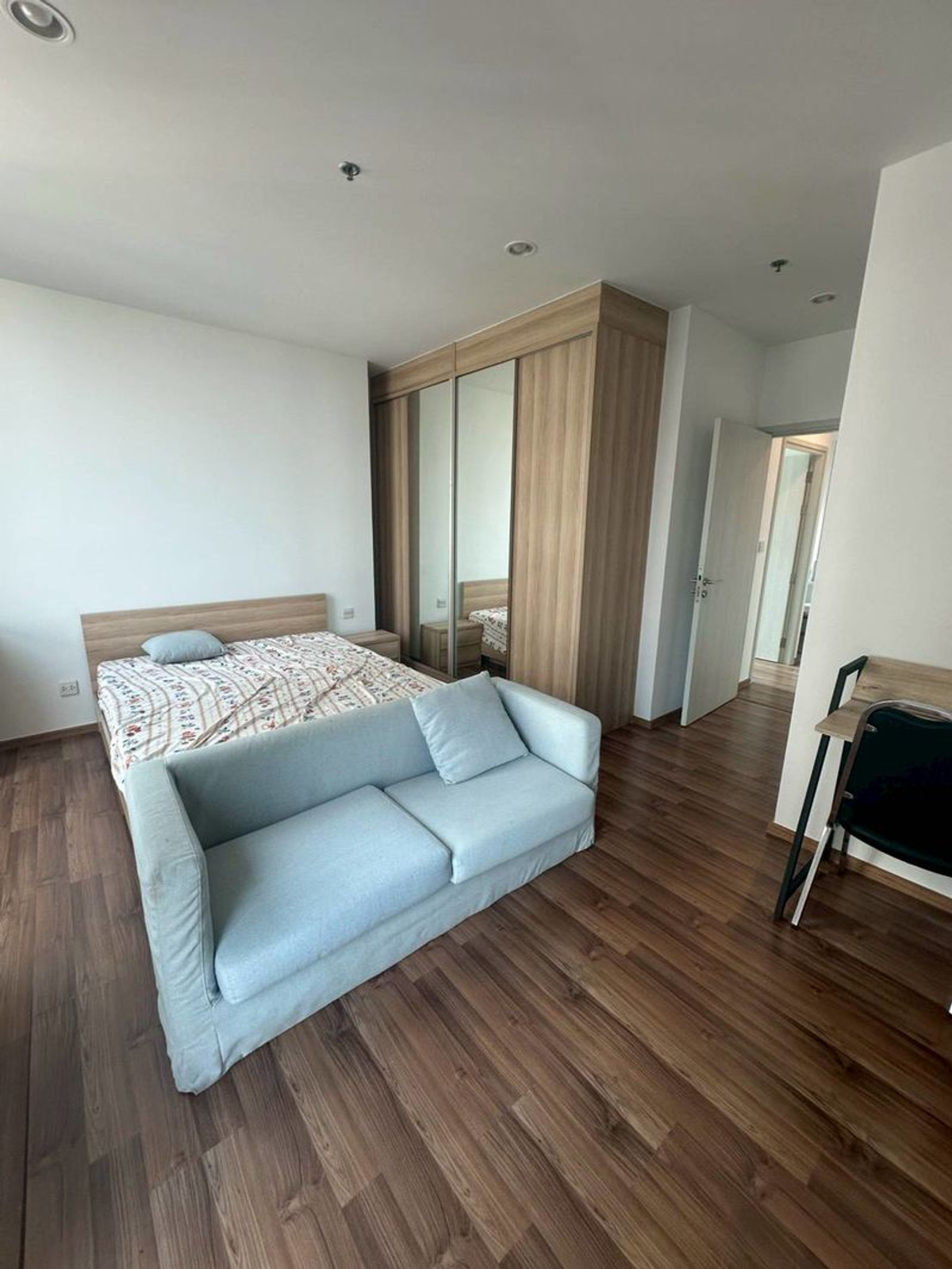 ให้เช่าคอนโดรัชดา ห้วยขวาง : ให้เช่า คอนโดใกล้MRT ศูนย์วัฒนธรรม : Noble Revolve Ratchada 2 :✨2 ห้องนอน เครื่องใช้ไฟฟ้าครบ พร้อมอยู่  