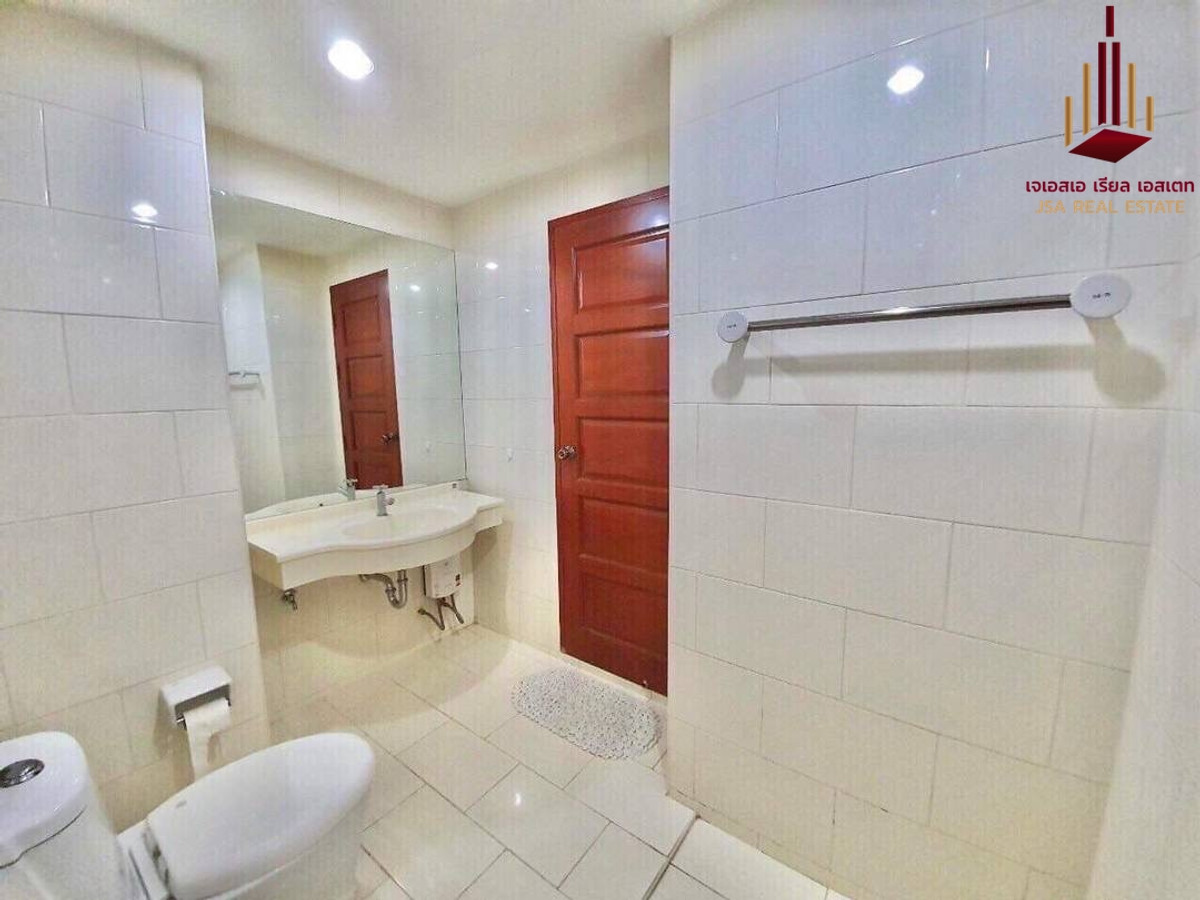 ให้เช่าคอนโดพระราม 9 เพชรบุรีตัดใหม่ RCA : ✨ For Rent: PG 2 Rama 9  Condo ✨  💰 Only 14,000 THB/month