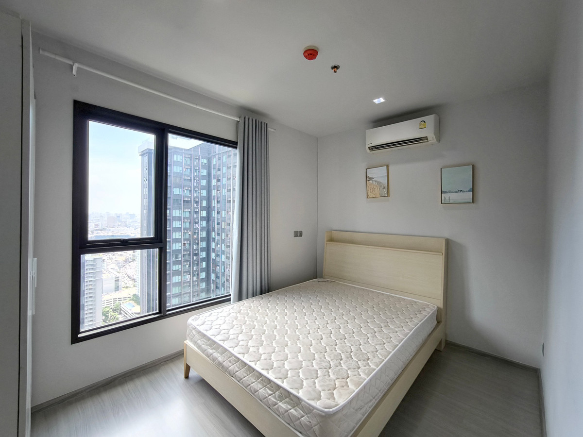 ให้เช่าคอนโดพระราม 9 เพชรบุรีตัดใหม่ RCA : RC024226 Condo 2 beds for rent at LIFE Asoke Rama 9 ใกล้ MRT พระราม 9 เพียง 300 ม.