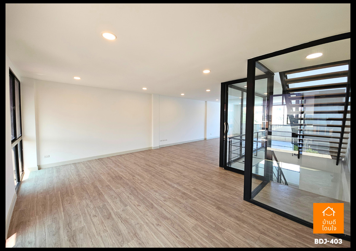 For SaleTownhomeKaset Nawamin,Ladplakao : For sale Nirvana@Work Lat Phrao-Kaset Nawamin 4.5 floors (26.3 sq m)