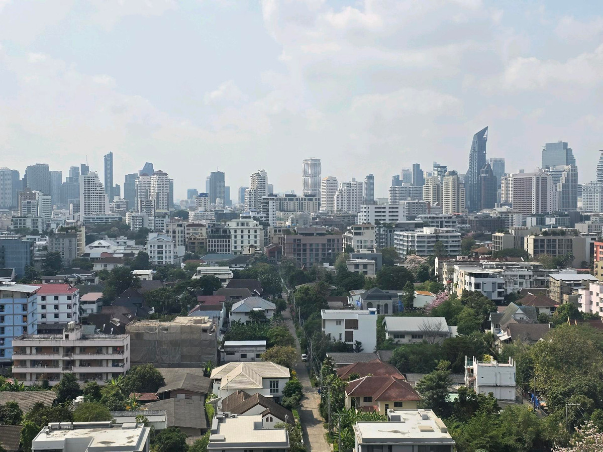 ให้เช่าคอนโดพระราม 9 เพชรบุรีตัดใหม่ RCA : ให้เช่า คอนโด 1 ห้องนอน ทำเลทองหล่อ วิวสวย อยู่สบาย