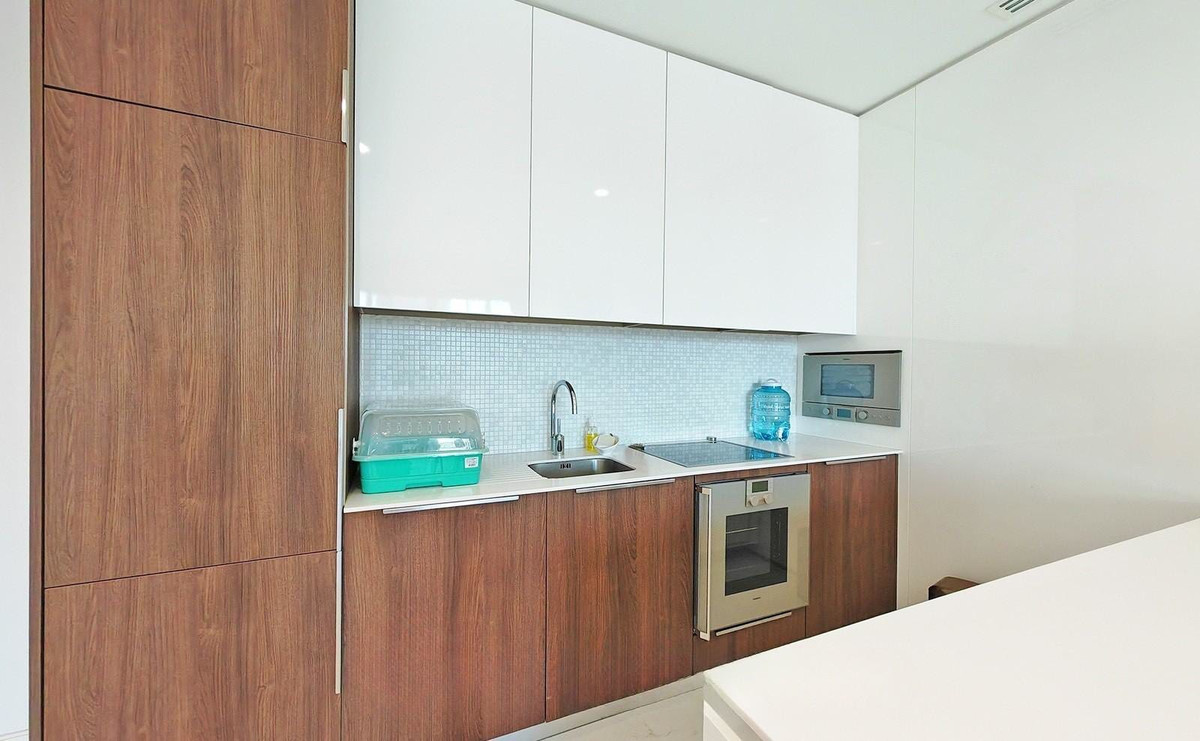 For RentCondoWitthayu, Chidlom, Langsuan, Ploenchit : 🏠✨ 185 Rajadamri | 1-Bedroom Condo for Rent (HBH-SI-75)