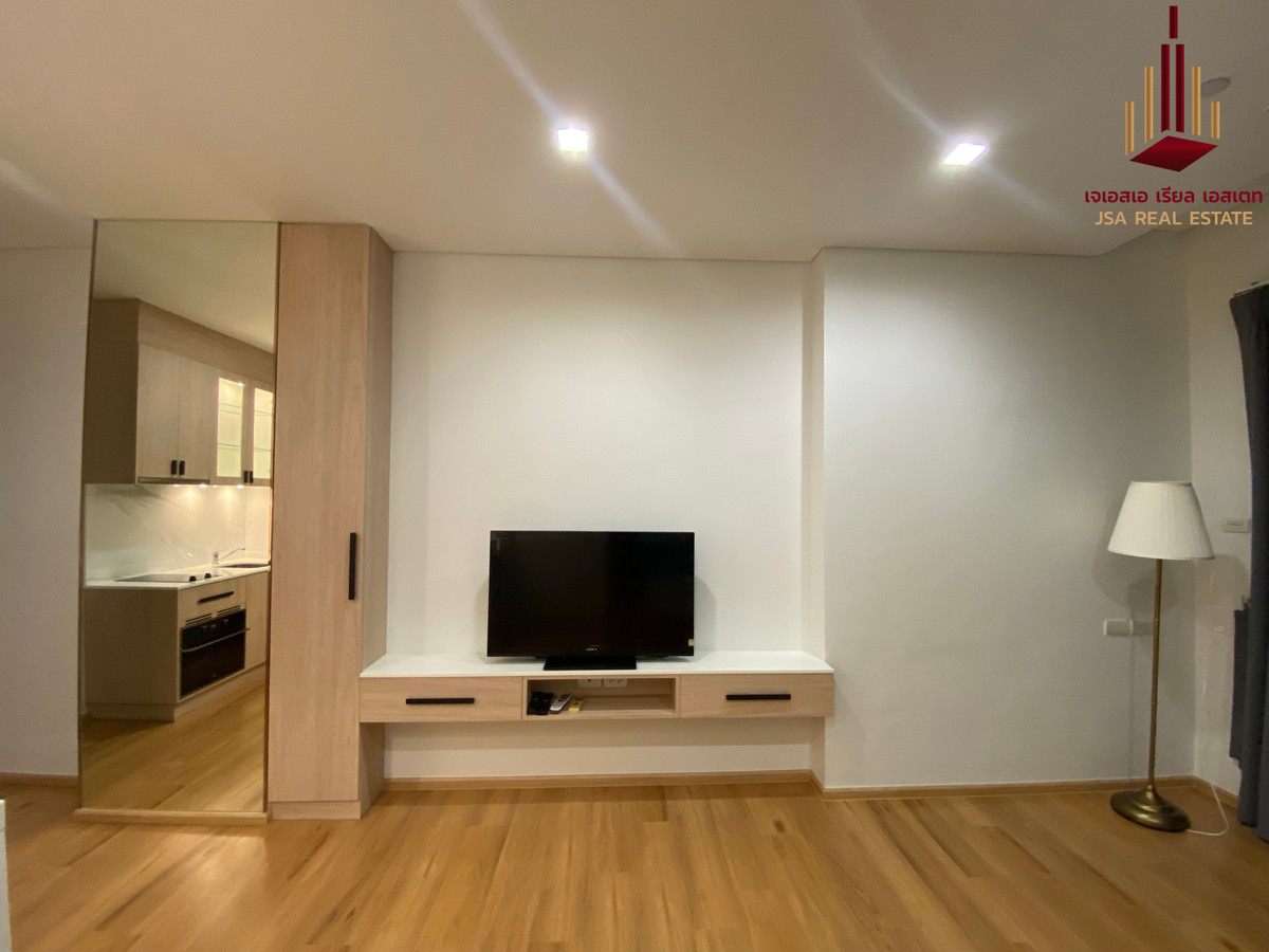 ขายคอนโดสุขุมวิท อโศก ทองหล่อ : ✨ ขายไอวี่ ทองหล่อ ✨ ราคา 💰 5,900,000  บาท