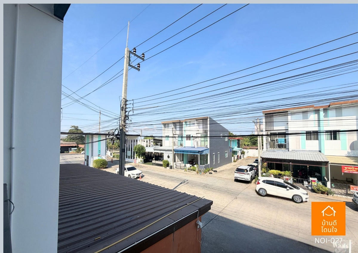 For SaleTownhomeMahachai Samut Sakhon : Selling cheapest! The Money Me Panthawong townhome, 2 floors, 20.3 sq m., 3 bedrooms, 2 bathrooms, next to the main road, beginning of the project, can be traded.