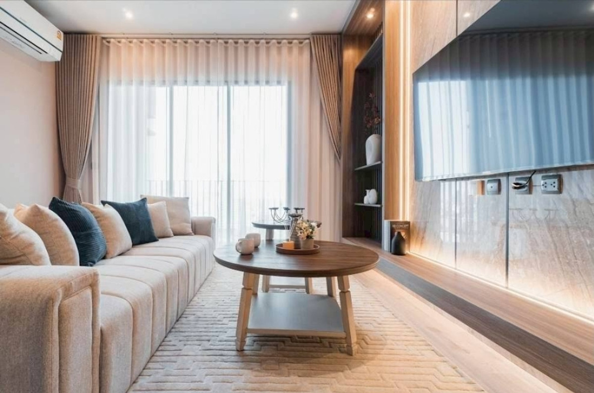 ให้เช่าคอนโดสุขุมวิท อโศก ทองหล่อ : Highlights Unit with Super Nice Furnished ห้องสวยมือหนึ่งตกแต่งระดับ High-end  ราคาดีมาก