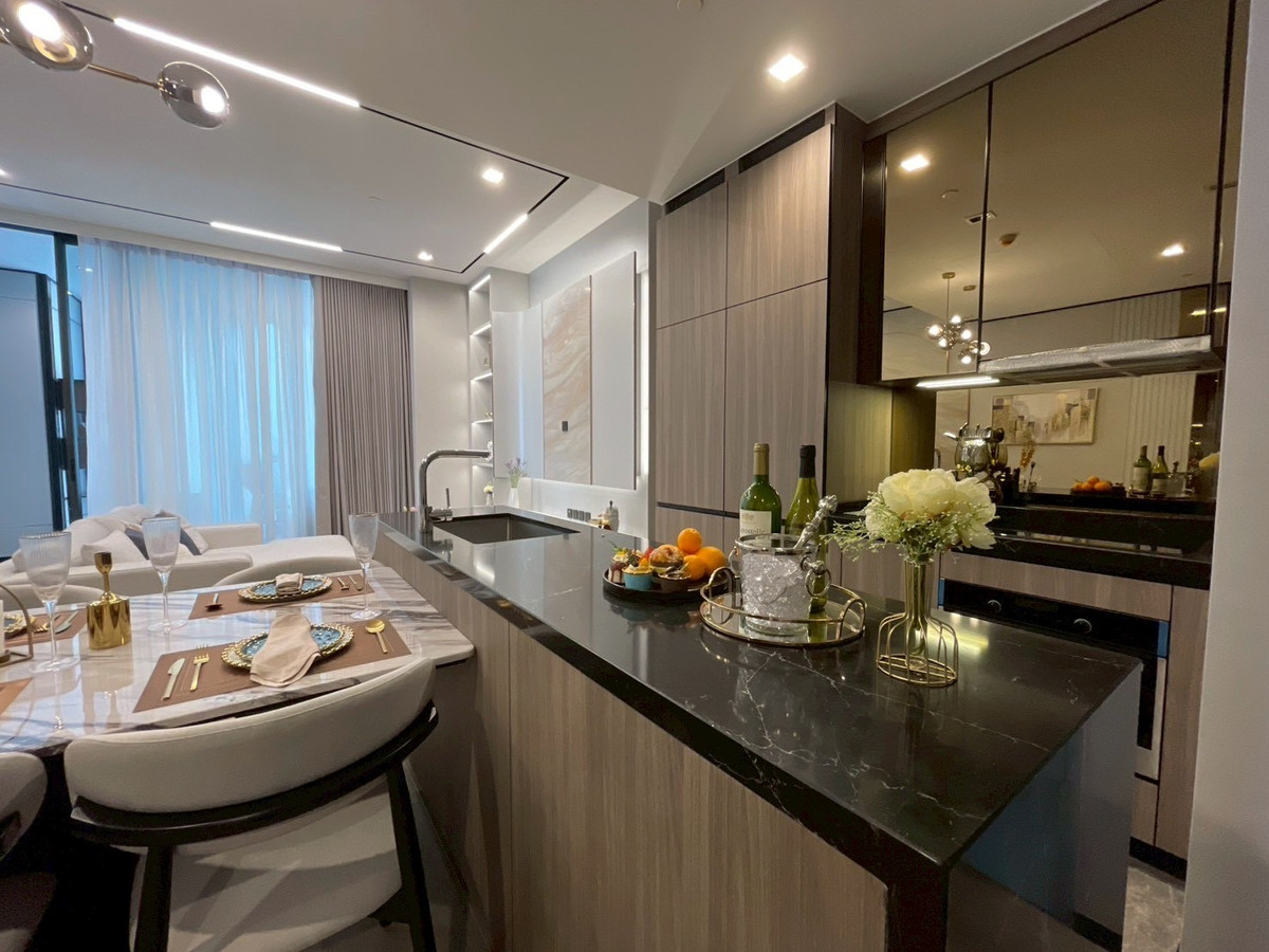 For RentCondoSukhumvit, Asoke, Thonglor : RC022926 New Luxury condo 3 bedrooms for rent at AESTIQ Thonglor near BTS Thonglor Station.