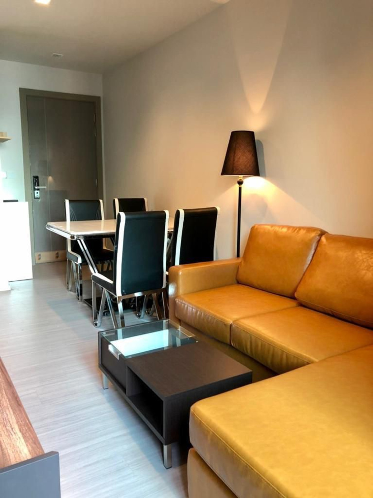 ให้เช่าคอนโดพระราม 9 เพชรบุรีตัดใหม่ RCA : 🔥 HOT DEAL 2 bedrooms for rent at Life asoke rama9 🔥