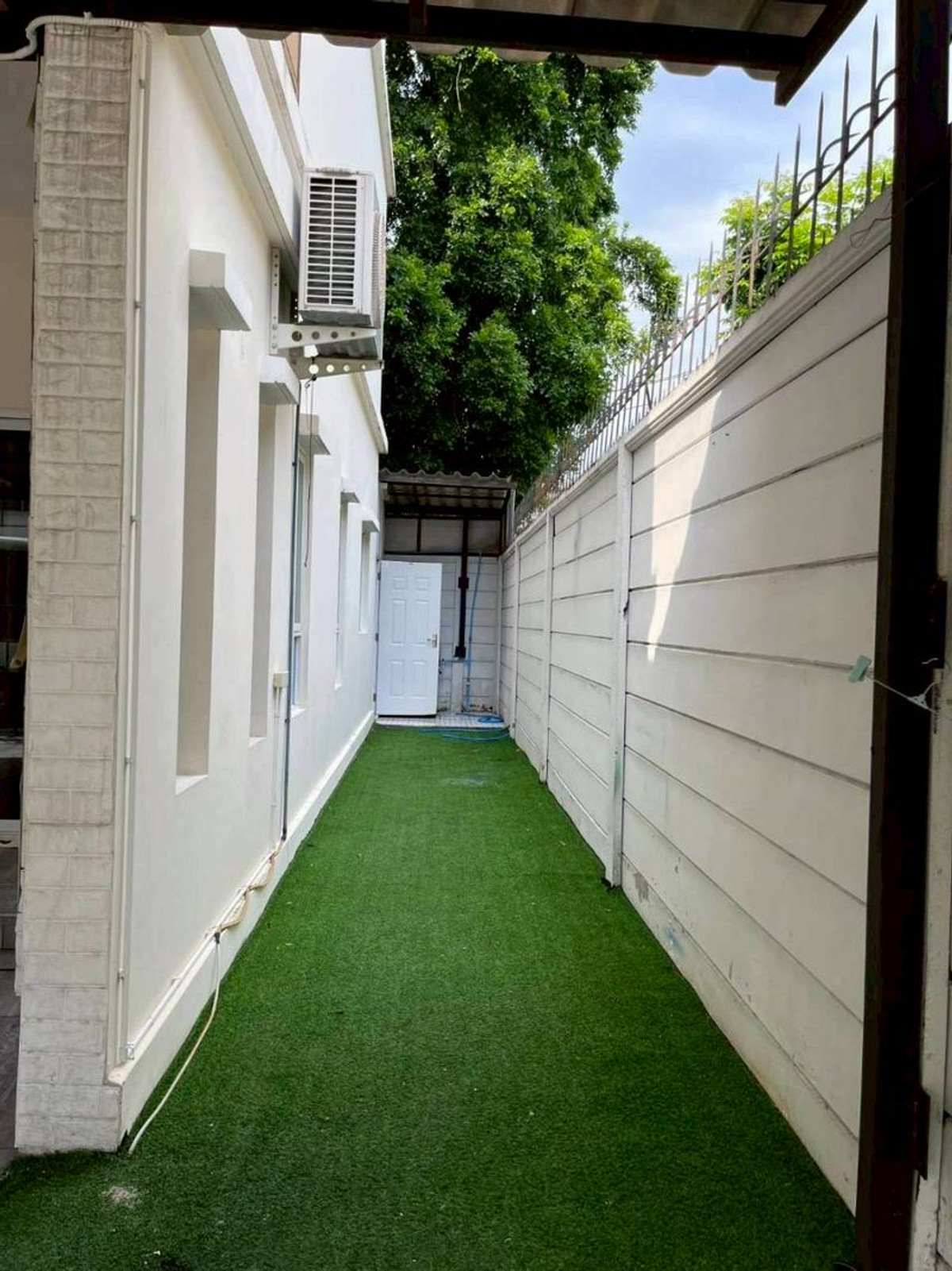 For RentTownhomePattanakan, Srinakarin : K-6760 For rent! Villette City Pattanakarn 38, ready to move in, corner unit, private.