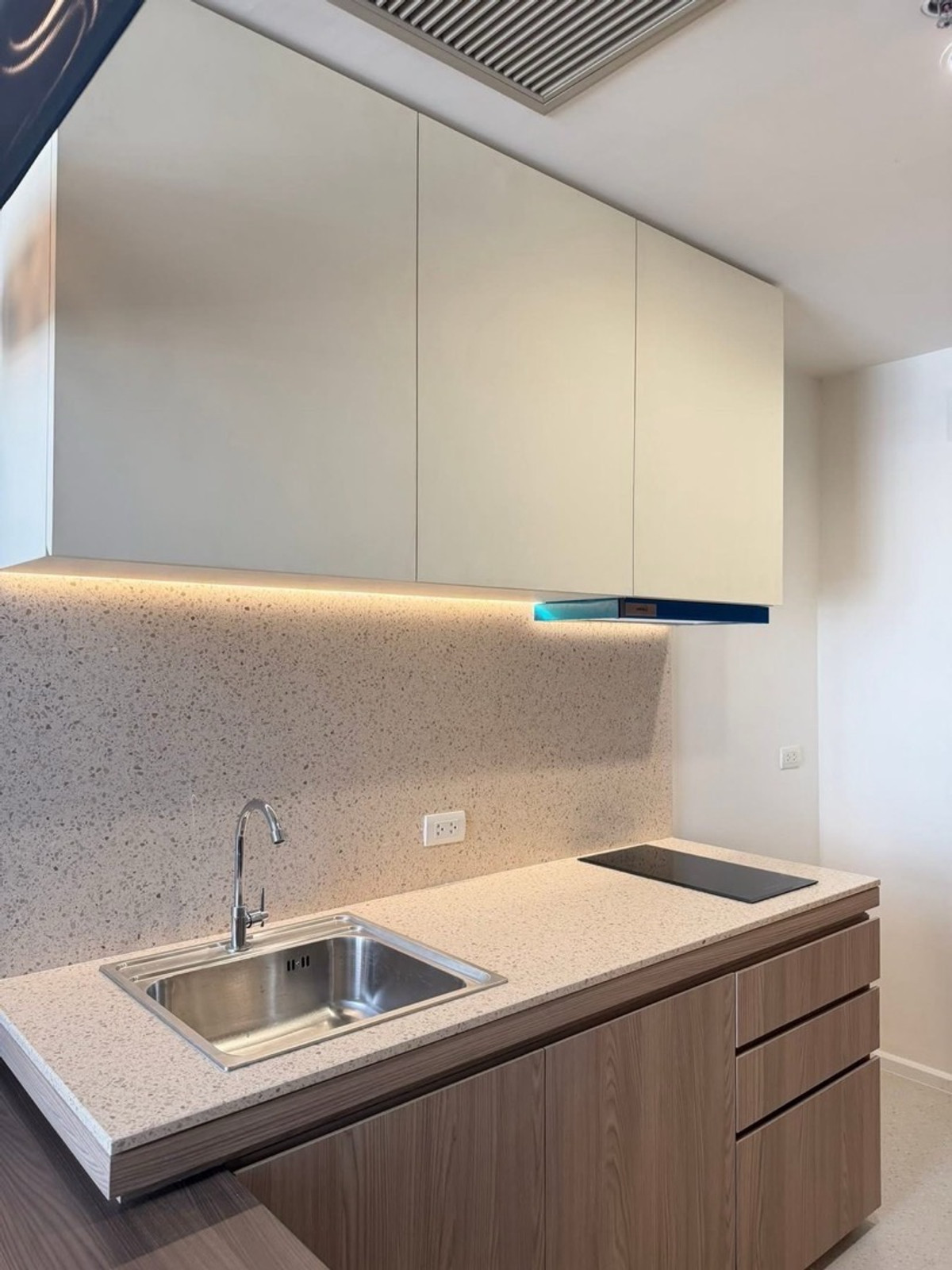 For SaleCondoSapankwai,Jatujak : 🔥Urgent sale Onyx Phahon Yothin, beautiful room, price only 4,650,000!!!