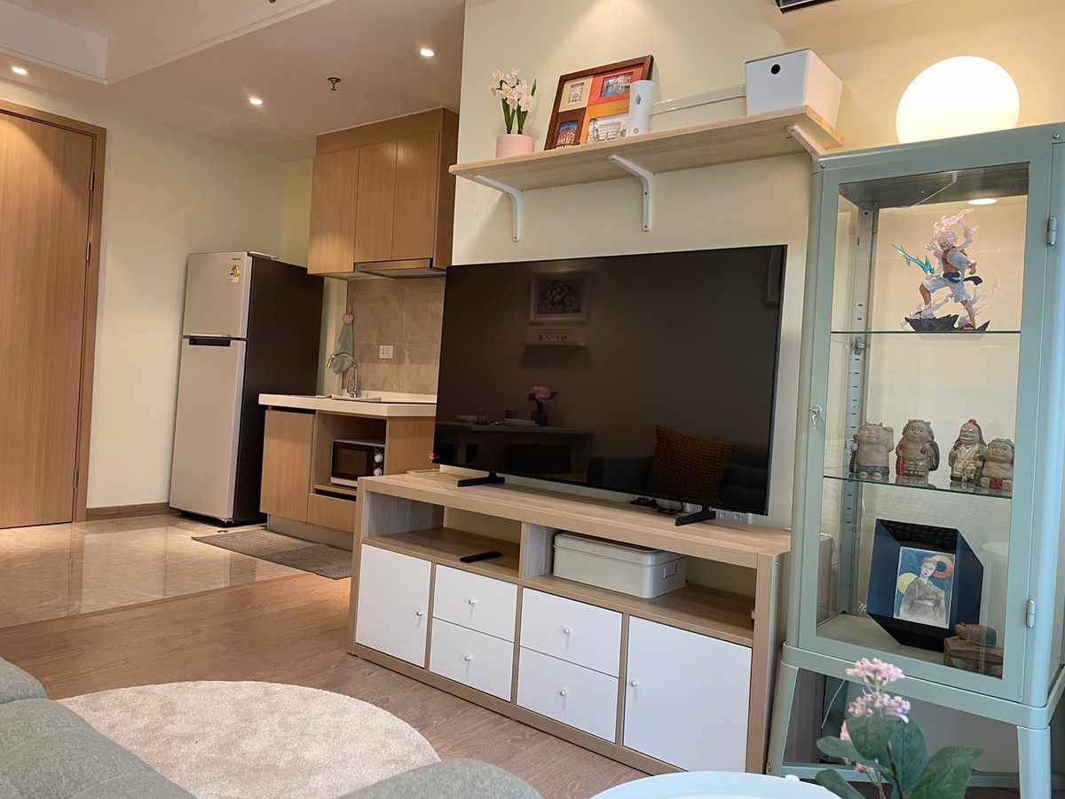 For RentCondoSathorn, Narathiwat : 🔥Urgent for rent🔥 Regal Sathorn - Narathiwat, spacious room, beautiful view, fully furnished, ready to move in, near BRT Chan Road and BTS Chong Nonsi.