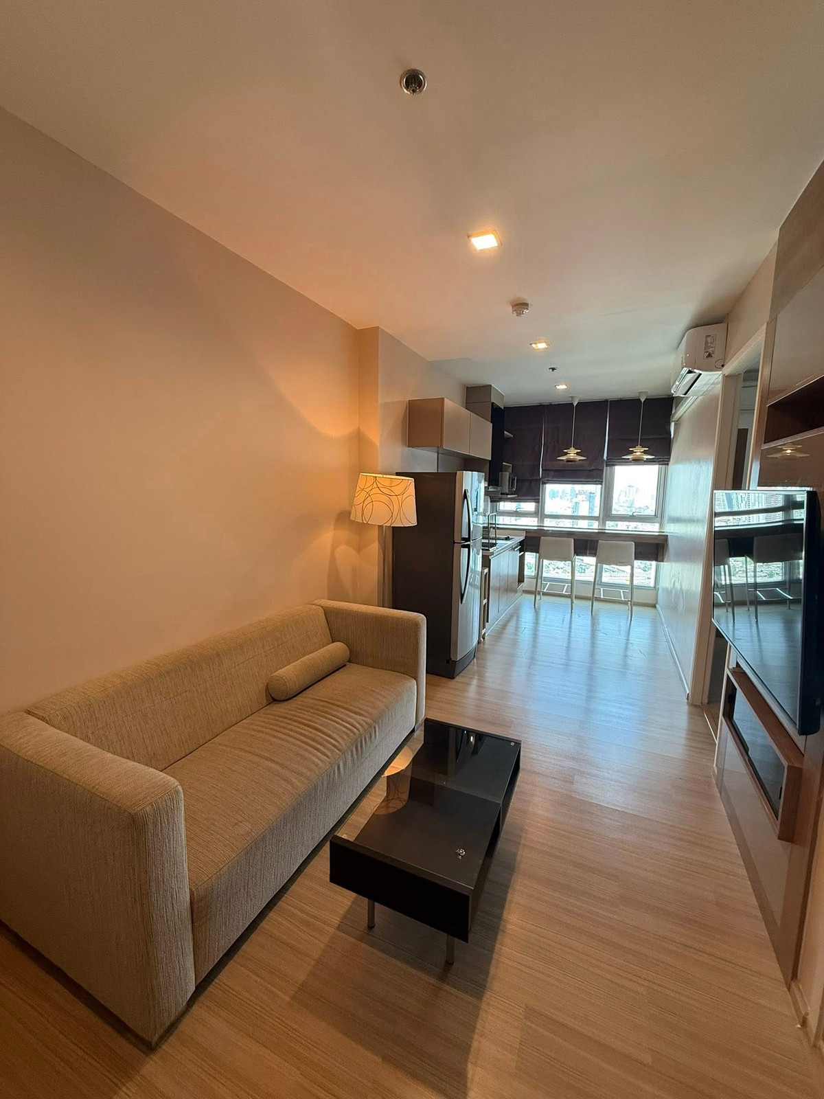 ให้เช่าคอนโดอ่อนนุช อุดมสุข : ♦️♦️ Condo : Rhythm Sukhumvit 50 (ริทึ่ม สุขุมวิท 50)  สอบถามเพิ่มเติมแอดไลน์ได้เลย Line ID : @ladycondo (มี @ ด้วย) ♦️♦️