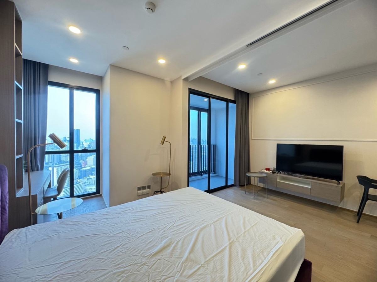 For RentCondoSiam Paragon ,Chulalongkorn,Samyan : ✨ Condo for Rent at Ashton Chula-Silom 1 Bedroom 34 sq.m. 🏙 High floor
💰 Rental price: 28,000 THB/month
☎️Phat 064-642-8664
☎️Nui 094-624-2014