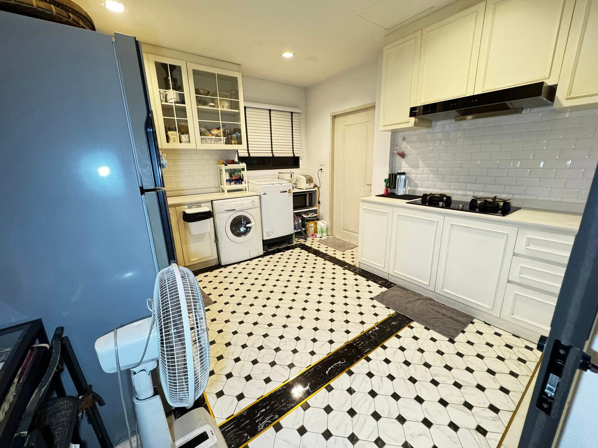 HousePattanakan, Srinakarin : Bangkok Boulevard Rama 9 / 4 bedrooms (sale and rent), Bangkok Boulevard Rama 9 / 4 Bedrooms (SALE & AVAILABLE) BZD140