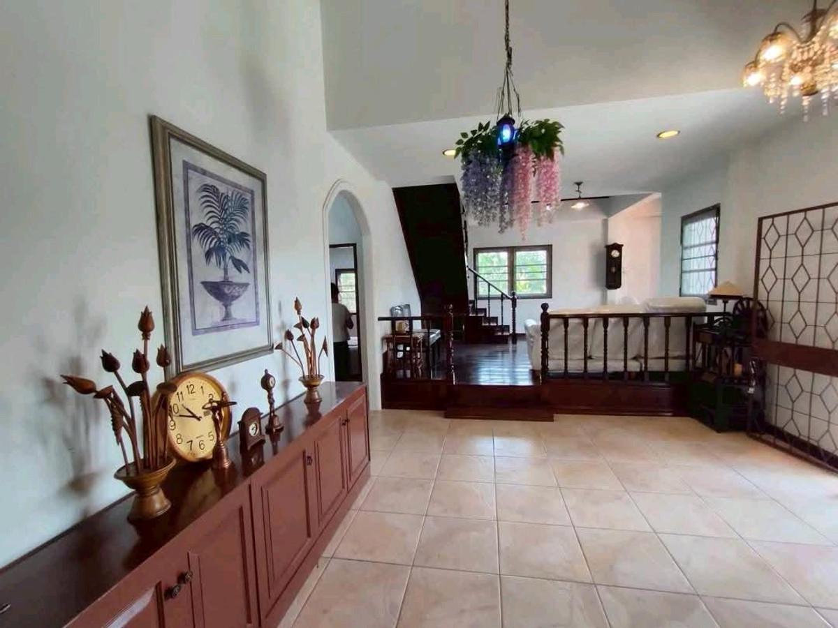 ให้เช่าบ้านปิ่นเกล้า จรัญสนิทวงศ์ : ให้เช่า บ้านเดี่ยวหลังใหญ่ ที่ดิน 185 ตร.ว. ใกล้ตลาดคลองลัดมะยม ทำลดี เข้าออกสะดวก