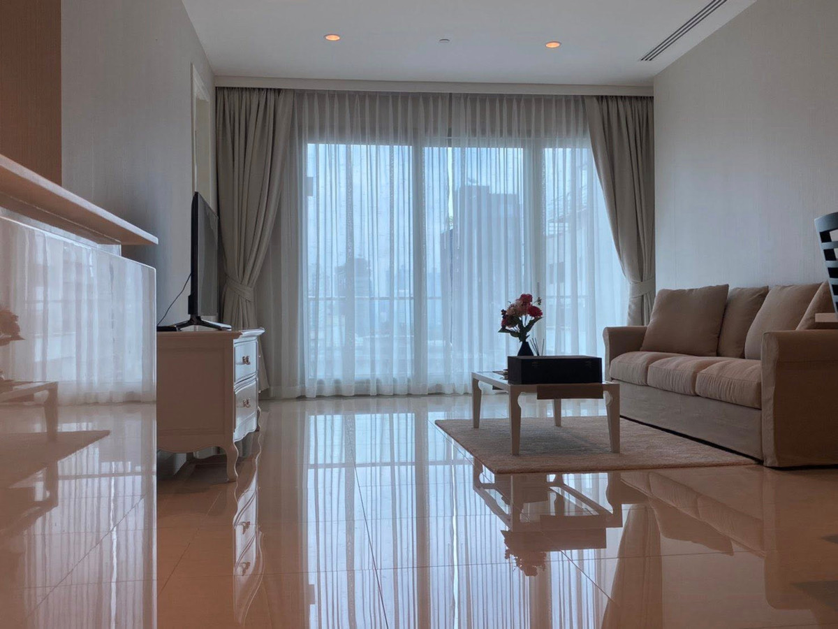 For RentCondoWitthayu, Chidlom, Langsuan, Ploenchit : ✨ GT15924 | Condo 185 Rajadamri, convenient travel, near BTS, there is a shuttle, beautiful room, fully furnished, ready to move in!