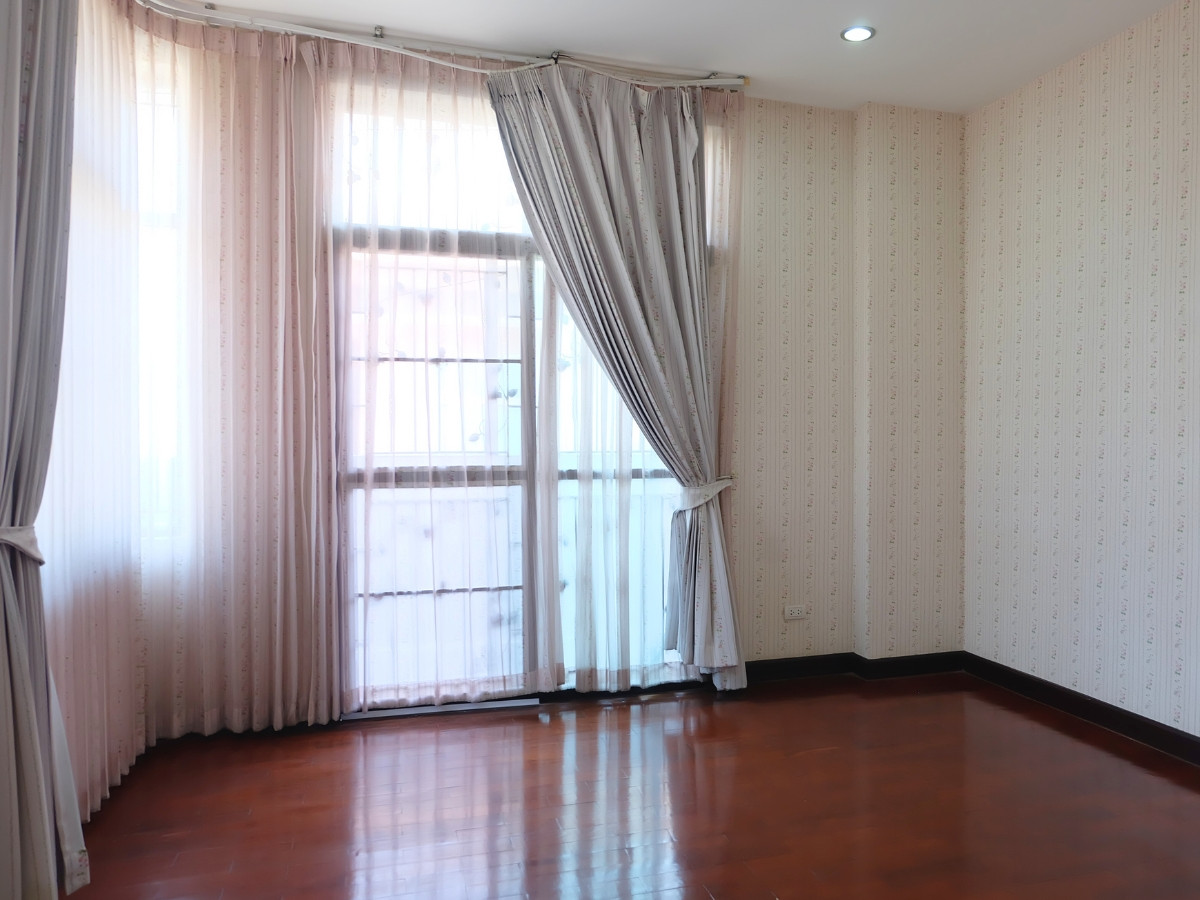 For SaleHouseSriracha Laem Chabang Ban Bueng : 92143 - Single house for sale, Laem Chabang (corner house)#near Kasetsart University. #Near Laem Chabang Port #Sriracha detached house #Baan Laem Chabang