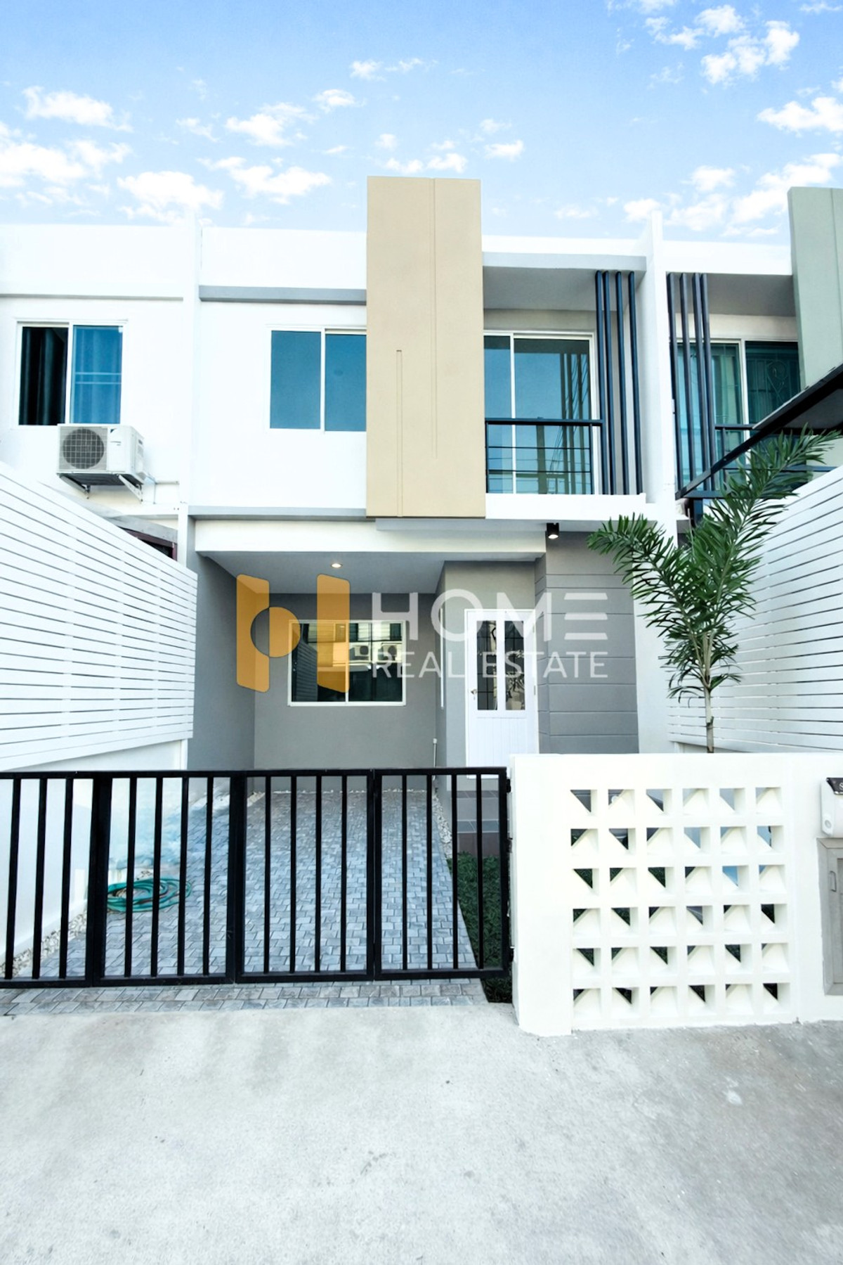 For SaleTownhomeOnnut, Udomsuk : Nirvana Cover Onnut / 4 bedrooms (for sale), Nirvana Cover Onnut / 4 Bedrooms (FOR SALE) FONT028