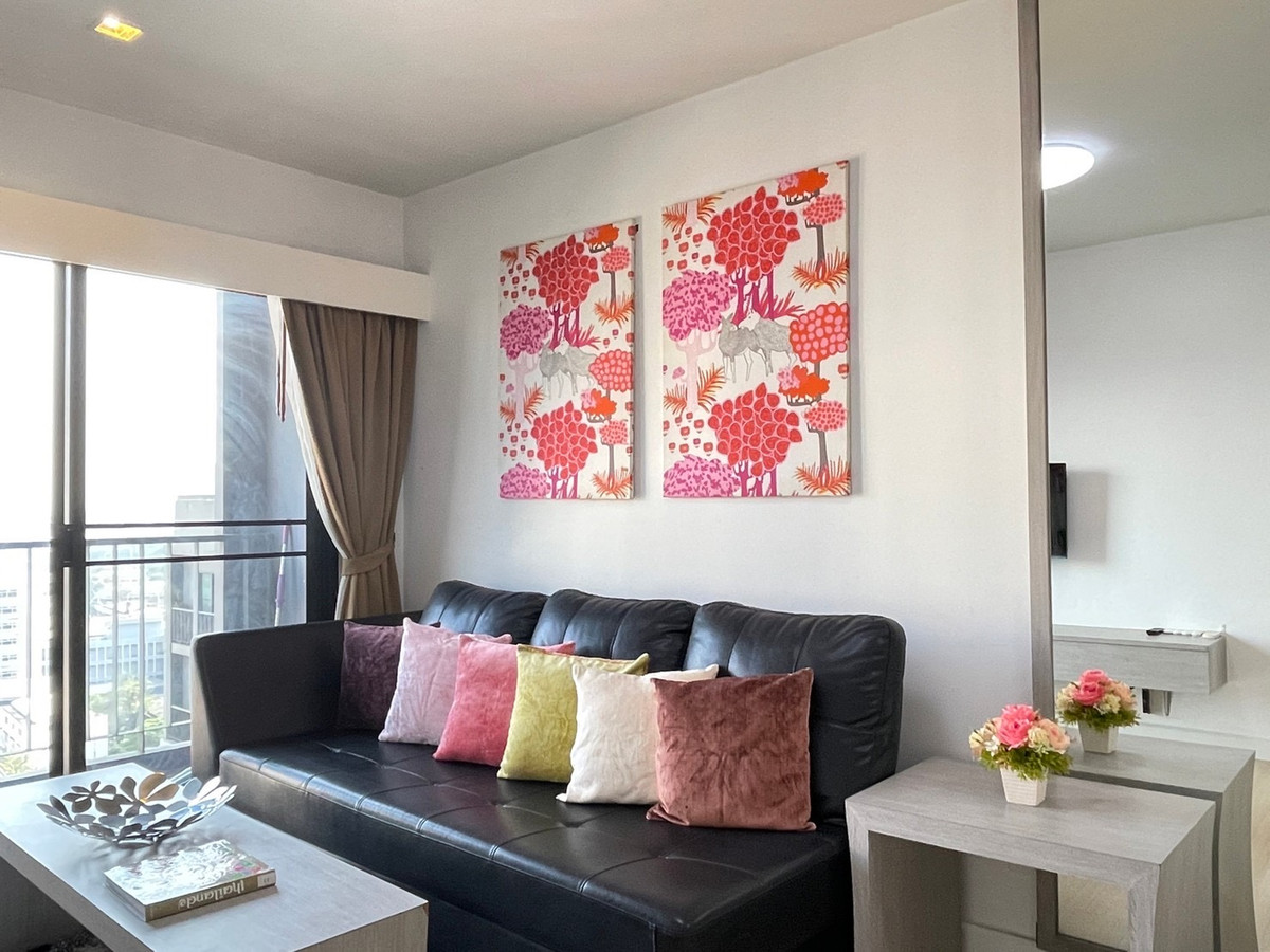 For RentCondoSathorn, Narathiwat : Best value rental in the zone! The Seed Mingle Sathorn - Suan Phlu | BTS Saladaeng 1 bedroom 46 sq m., spacious room, high floor.
