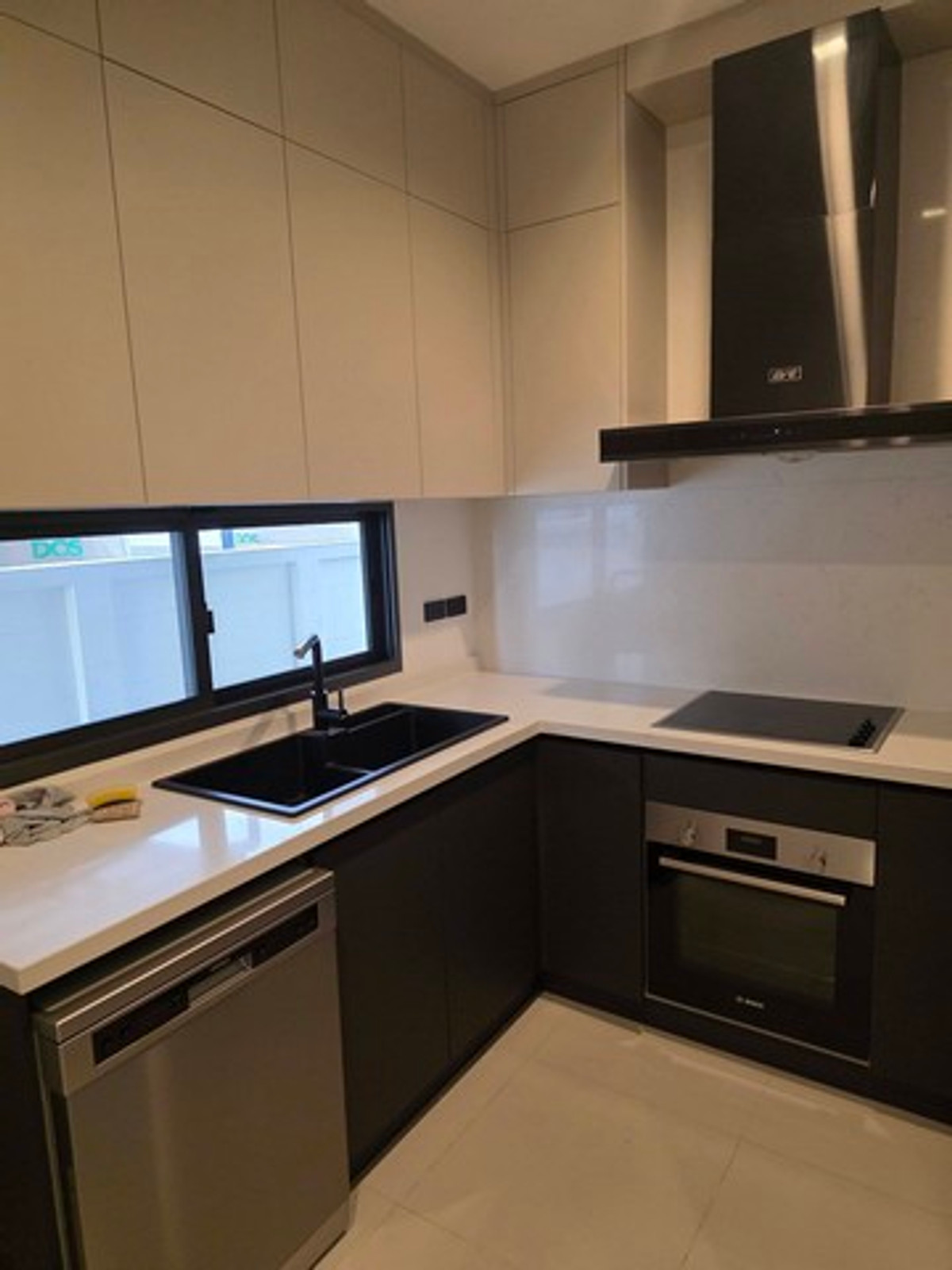 For RentHouseBangna, Bearing, Lasalle : HR3230 Luxury detached house for rent, Bangkok Boulevard Bangna KM.5, new house, 1 year | Corner plot | Fully furnished, ready to move in | Near ICS International School, only 500 m.