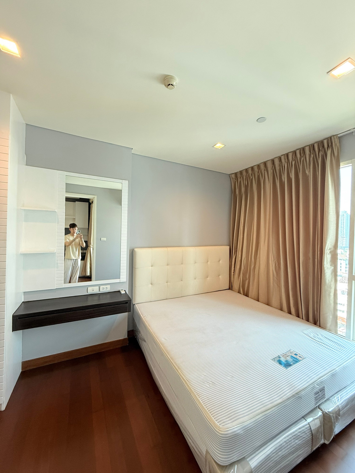 ให้เช่าคอนโดสุขุมวิท อโศก ทองหล่อ : พร้อมเข้าอยู่ 21 ก.พ. 69 นี้ ⭐ ปล่อยเช่าคอนโดคุณภาพดี ใจกลางทองหล่อ ห้องมุม บิ้วอินทั้งห้อง เครื่องใช้ไฟฟ้าครับ! 🚅 ใกล้ BTS ทองหล่อ มีรถรับส่ง เดินทางสะดวก