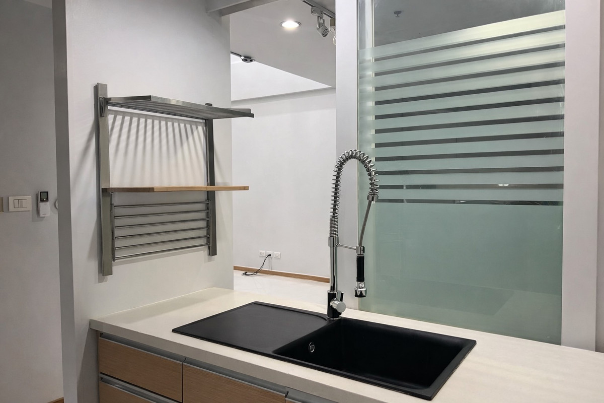 For RentCondoSathorn, Narathiwat : For rent, The Empire Place, luxury condo, location Silom-Sathorn | Duplex 2 floors, like living in a single house.