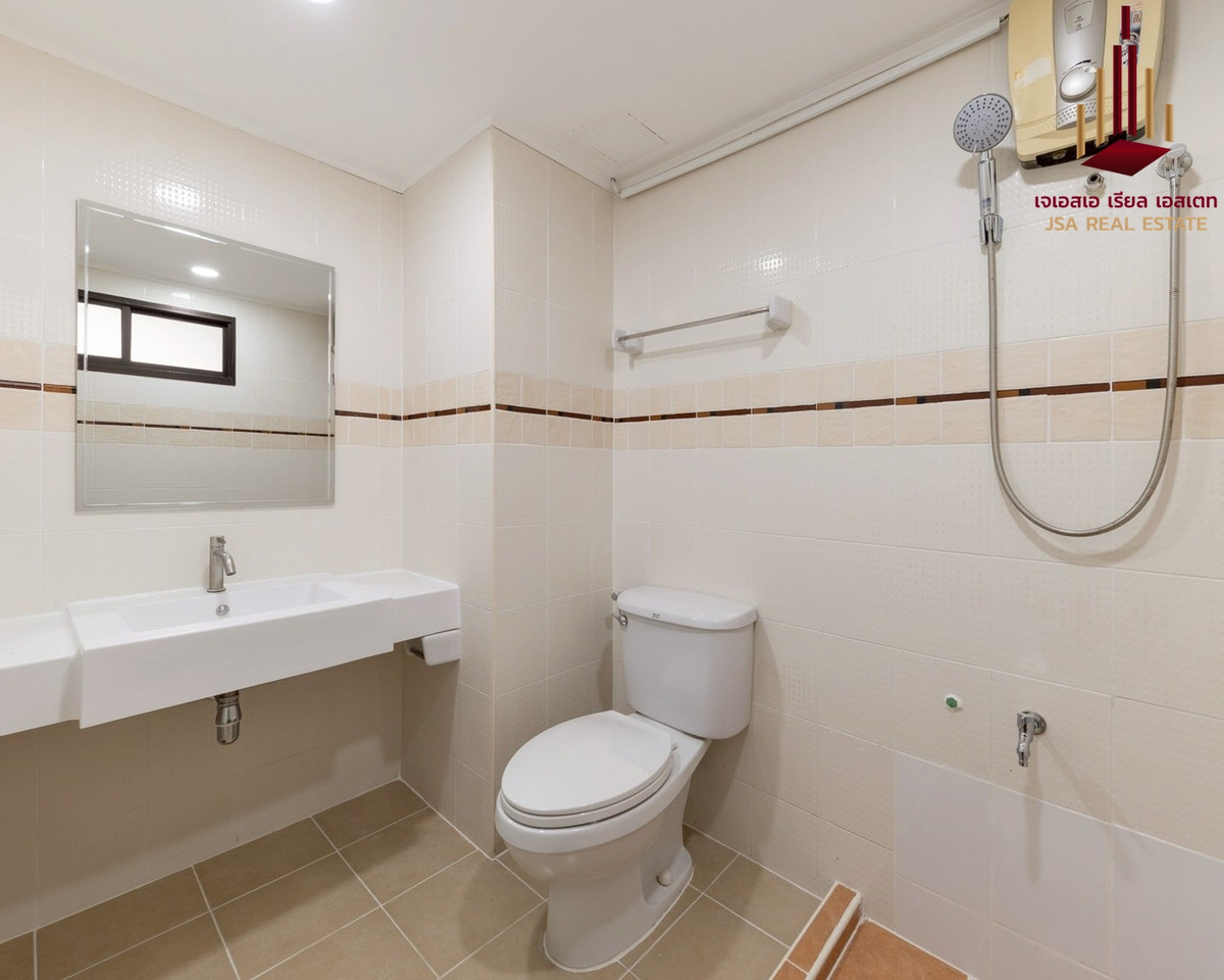 For SaleCondoSapankwai,Jatujak : ✨ For Sale: Lumpini Place Phahol - SaphankhwaiCondo ✨ 💰 Only 3,190,000 THB