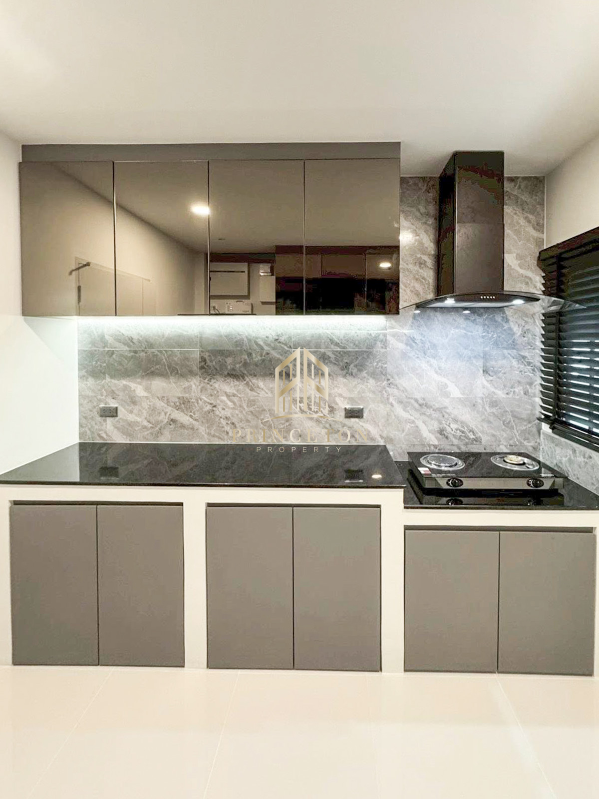 ให้เช่าบ้านบางนา แบริ่ง ลาซาล : ให้เช่าบ้านเดี่ยว 2 ชั้น CENTRO บางนา เฟส 2 📞092-4252445  CENTRO Bangna Phase 2