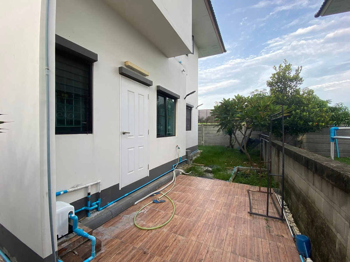 For RentHouseLadkrabang, Suwannaphum Airport : Golden Village Bangna - Kingkaew / 3 Bedrooms (FOR RENT) POON155