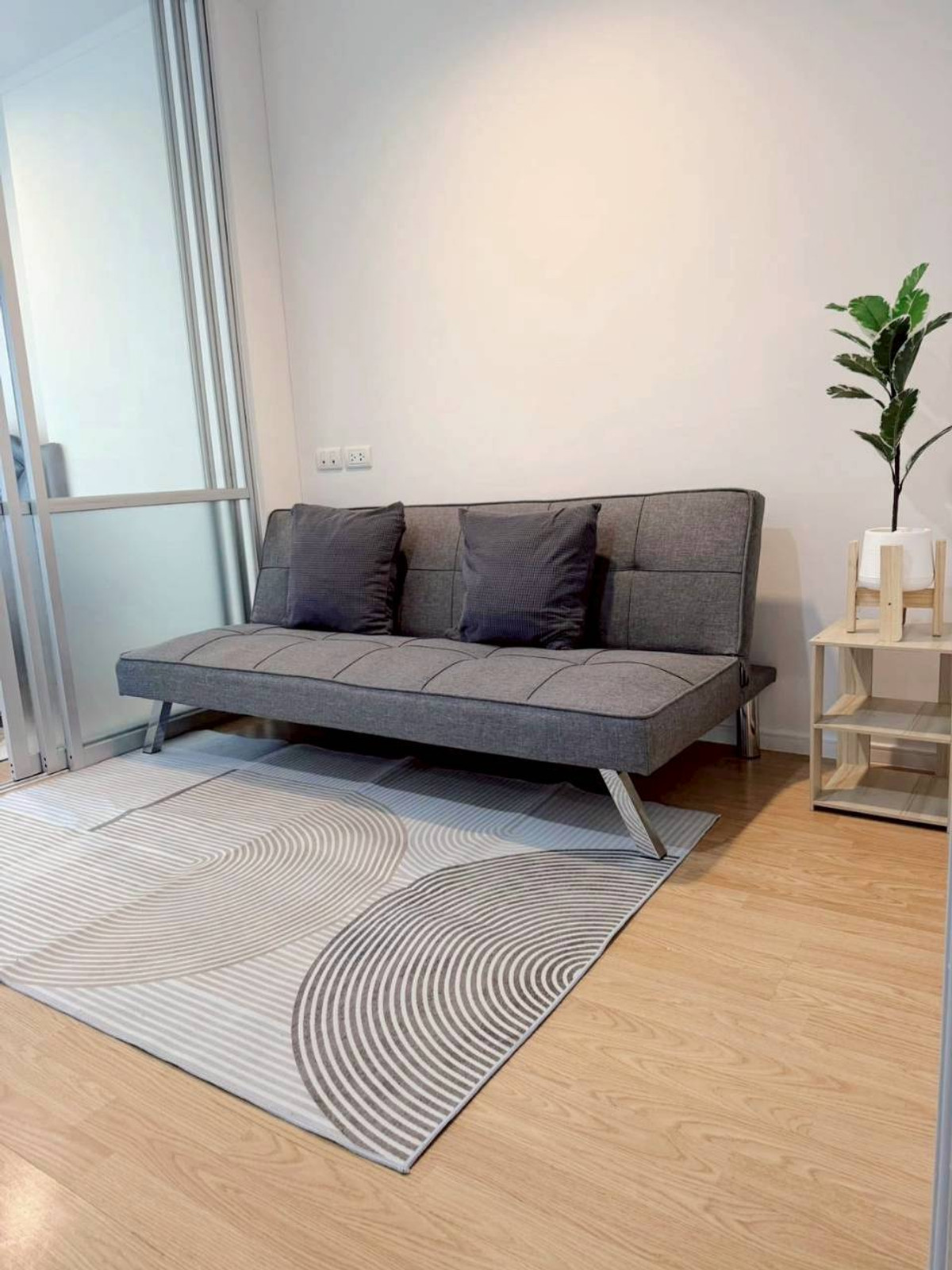 ให้เช่าคอนโดพัฒนาการ ศรีนครินทร์ : ✅ LPNSH405 ✅ Line : @p2nproperty