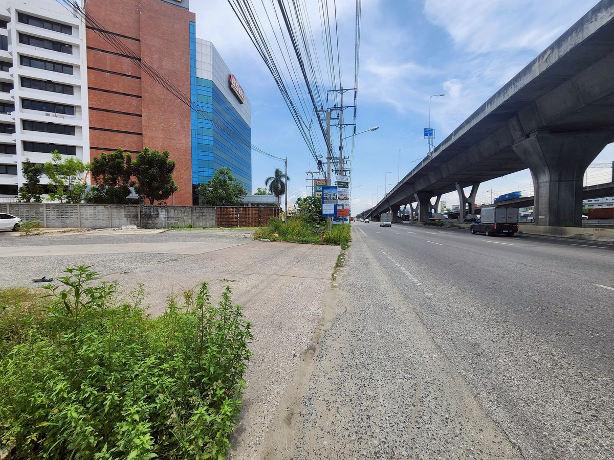 For RentLandBangna, Bearing, Lasalle : 🔥 Land for Rent – 6 Rai | Prime Bangna–Trad Road (KM 13) 🔥 ✈️ Near Suvarnabhumi Airport 📍 Bangna–Trad Road, KM 13