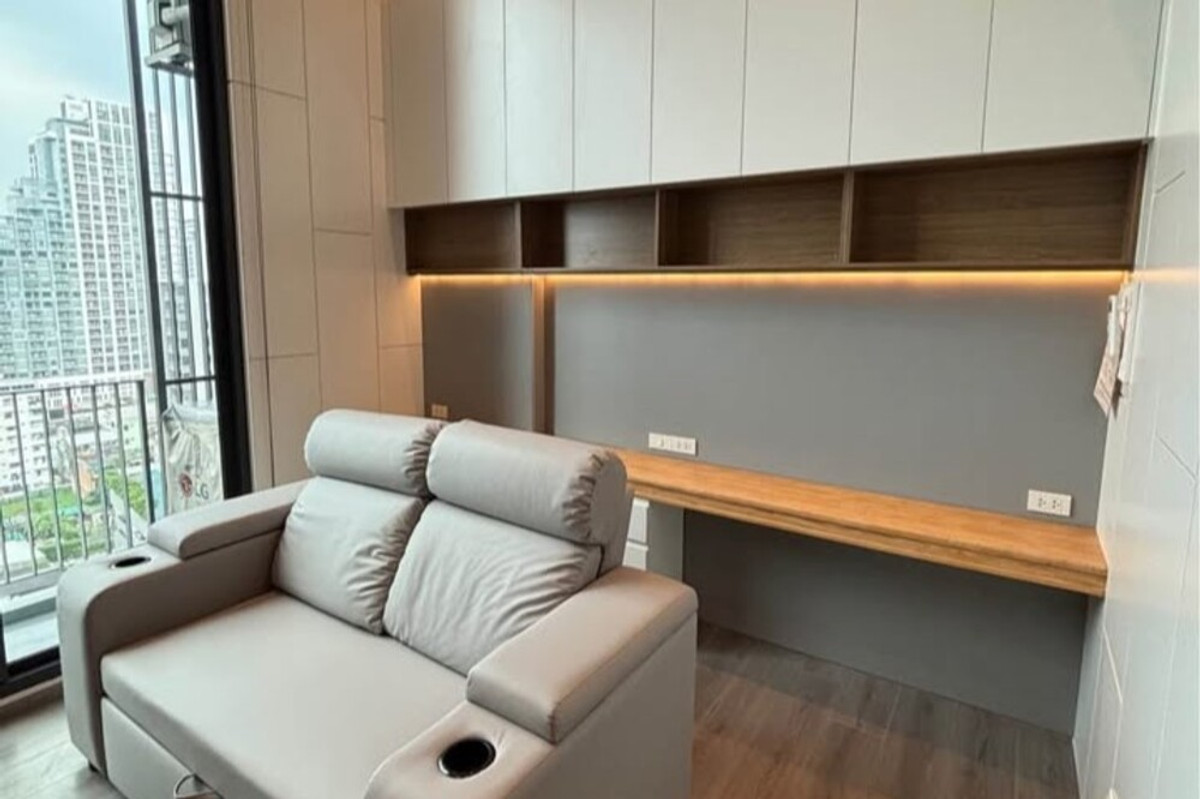 For SaleCondoSapankwai,Jatujak : 🔥 For Sale !! high floor 11++, North Facing, Good location !!🔥 Code C20260200024..........The Reserve Phahol- Pradipat, 1 bedroom Loft, 1 bathroom, furnished, Special Deal!!📣📣